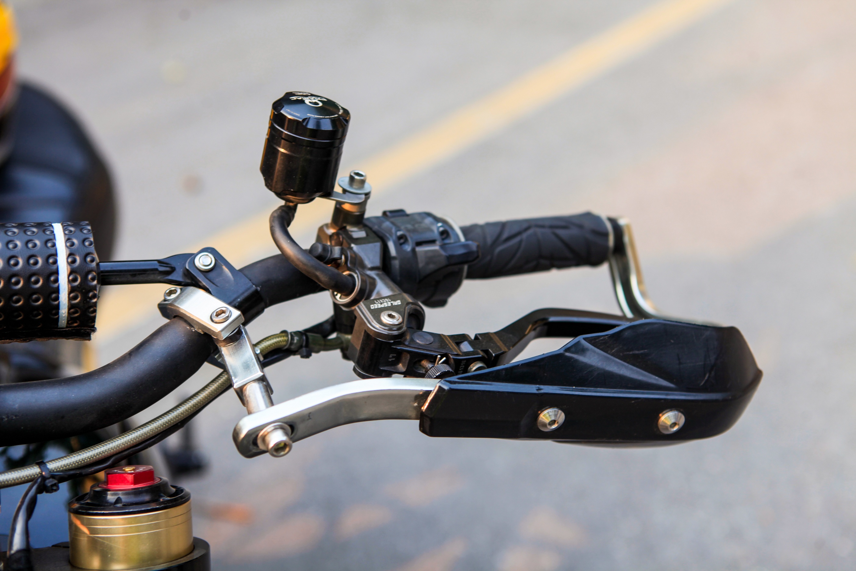 Ducati Scrambler Icon của biker Việt thắng cuộc thi độ xe thế giới ảnh 7 Ducati Scrambler Icon cua biker Viet thang cuoc thi do xe the gioi anh 7