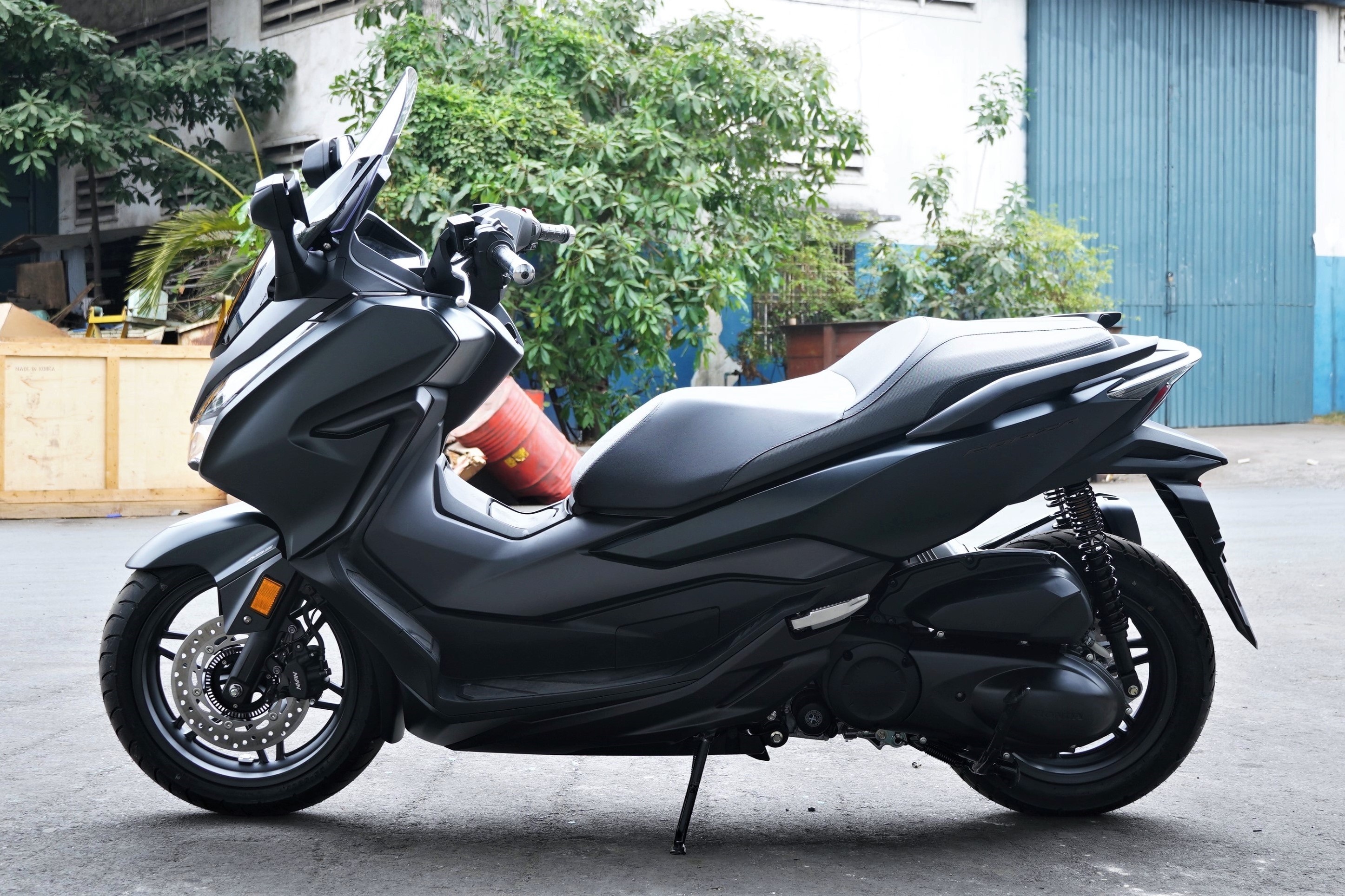 Honda Forza 300 cap ben VN anh 2