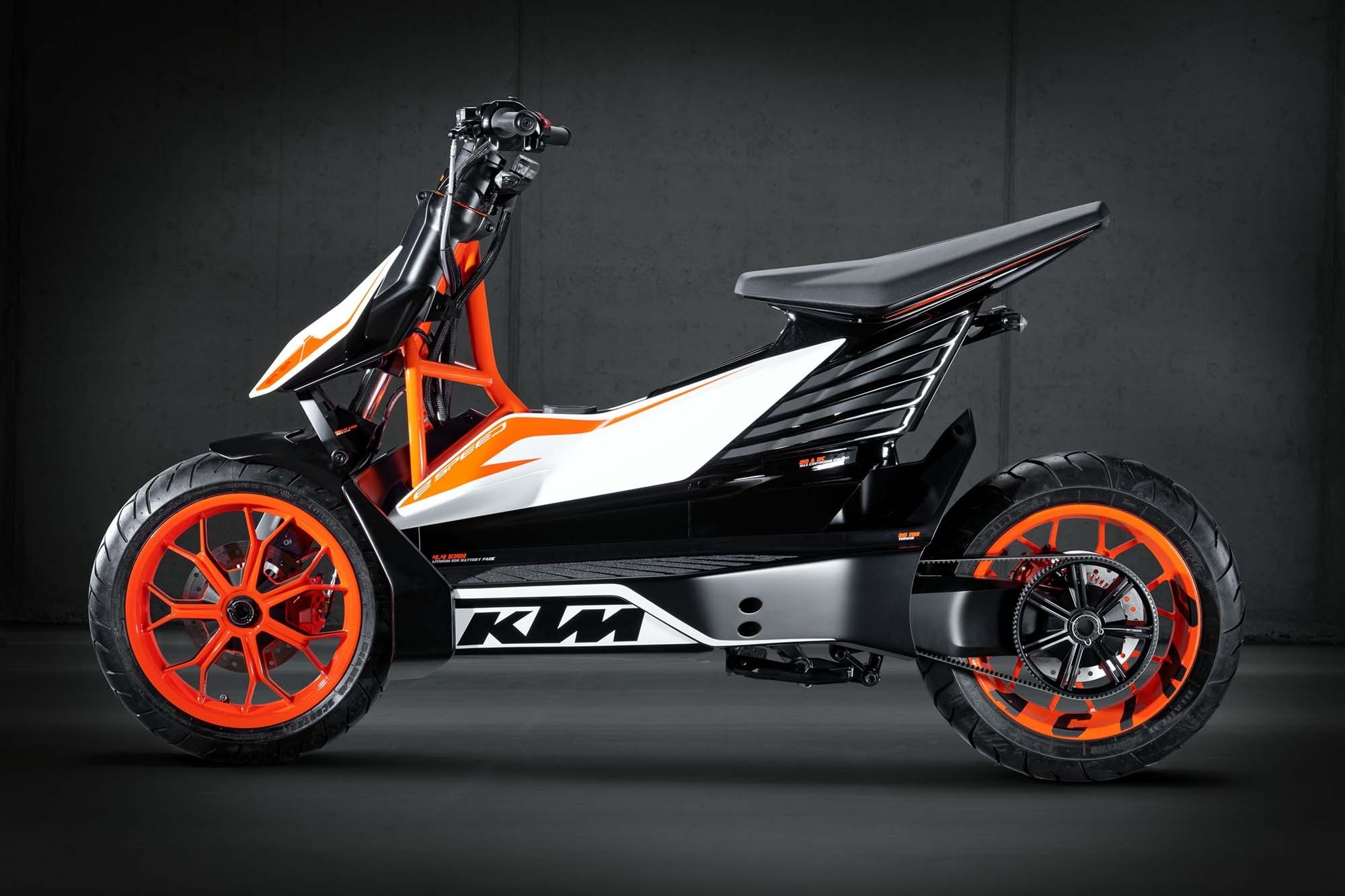 KTM chuẩn bị sản xuất xe ga điện ảnh 3 KTM chuan bi san xuat xe ga dien anh 3