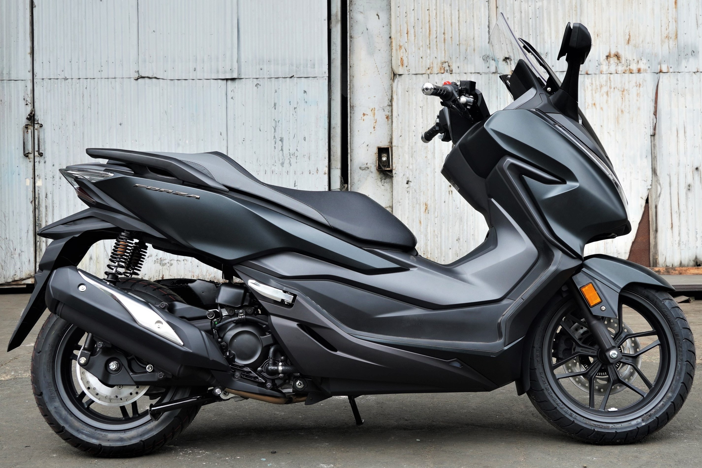 Honda Forza 300 cap ben Viet Nam, gia khoang 130 trieu hinh anh