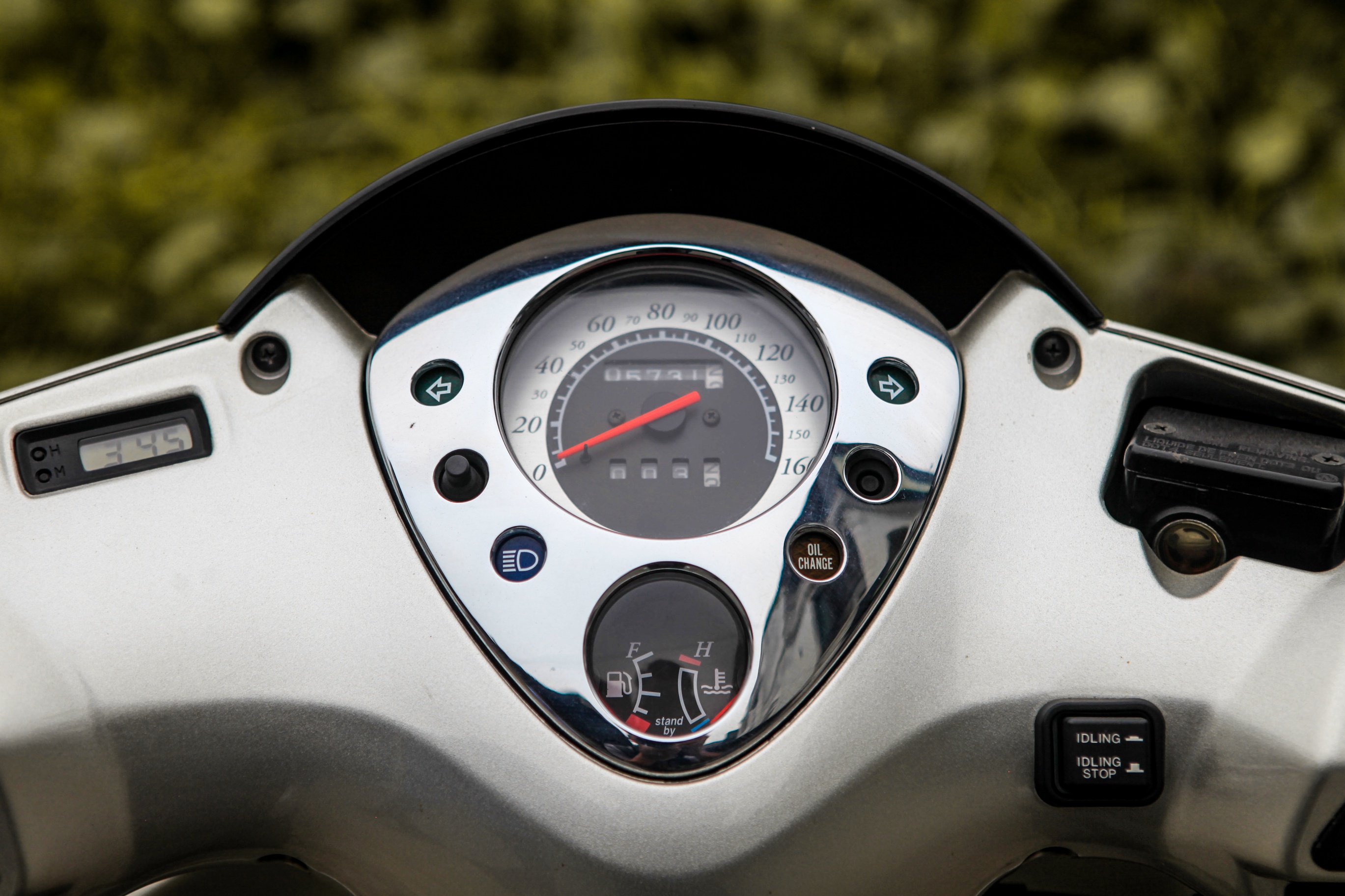 Chi tiet Honda @ 150 doi dau anh 11