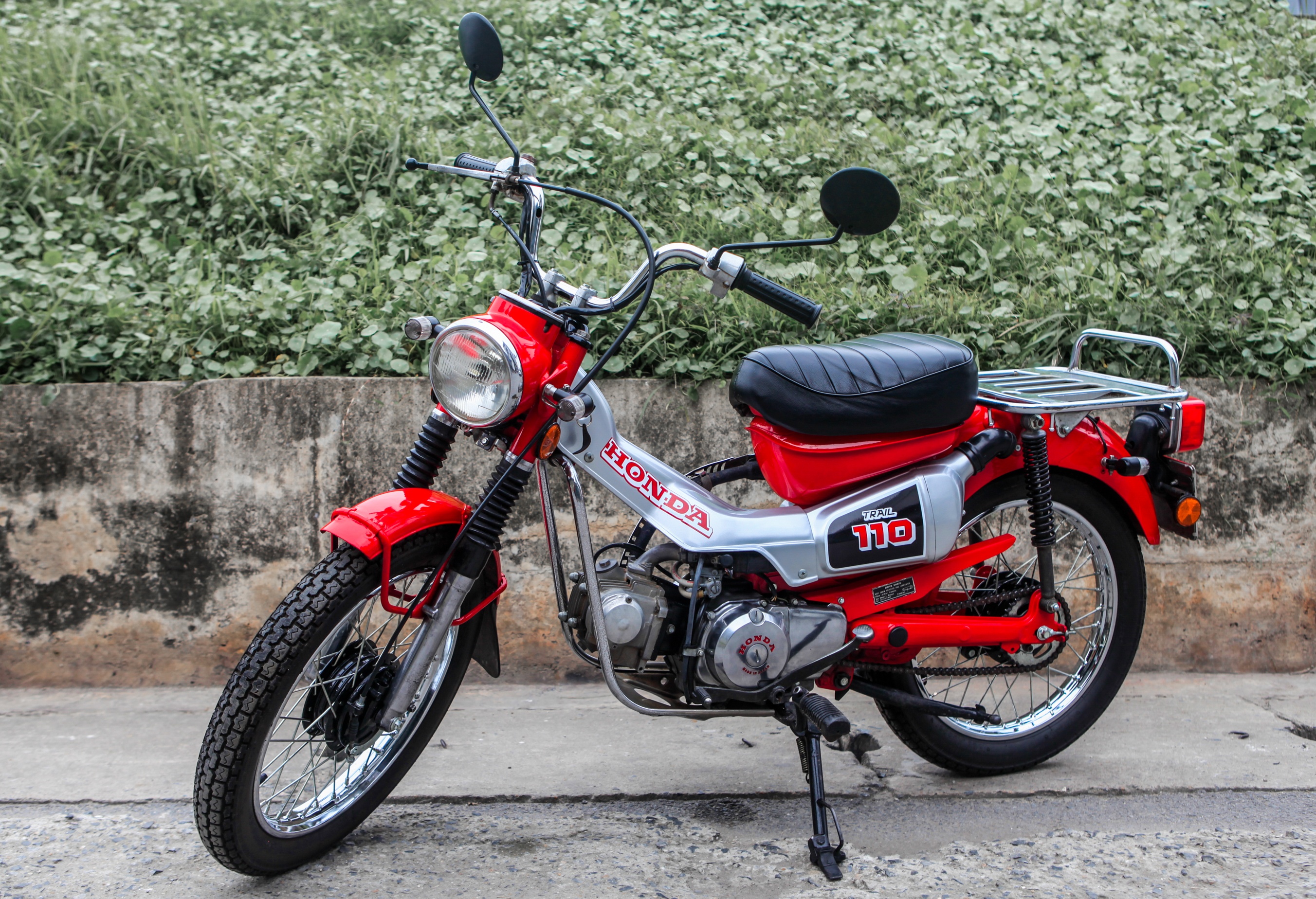 Can canh hang hiem Honda CT110 tai Viet Nam anh 1