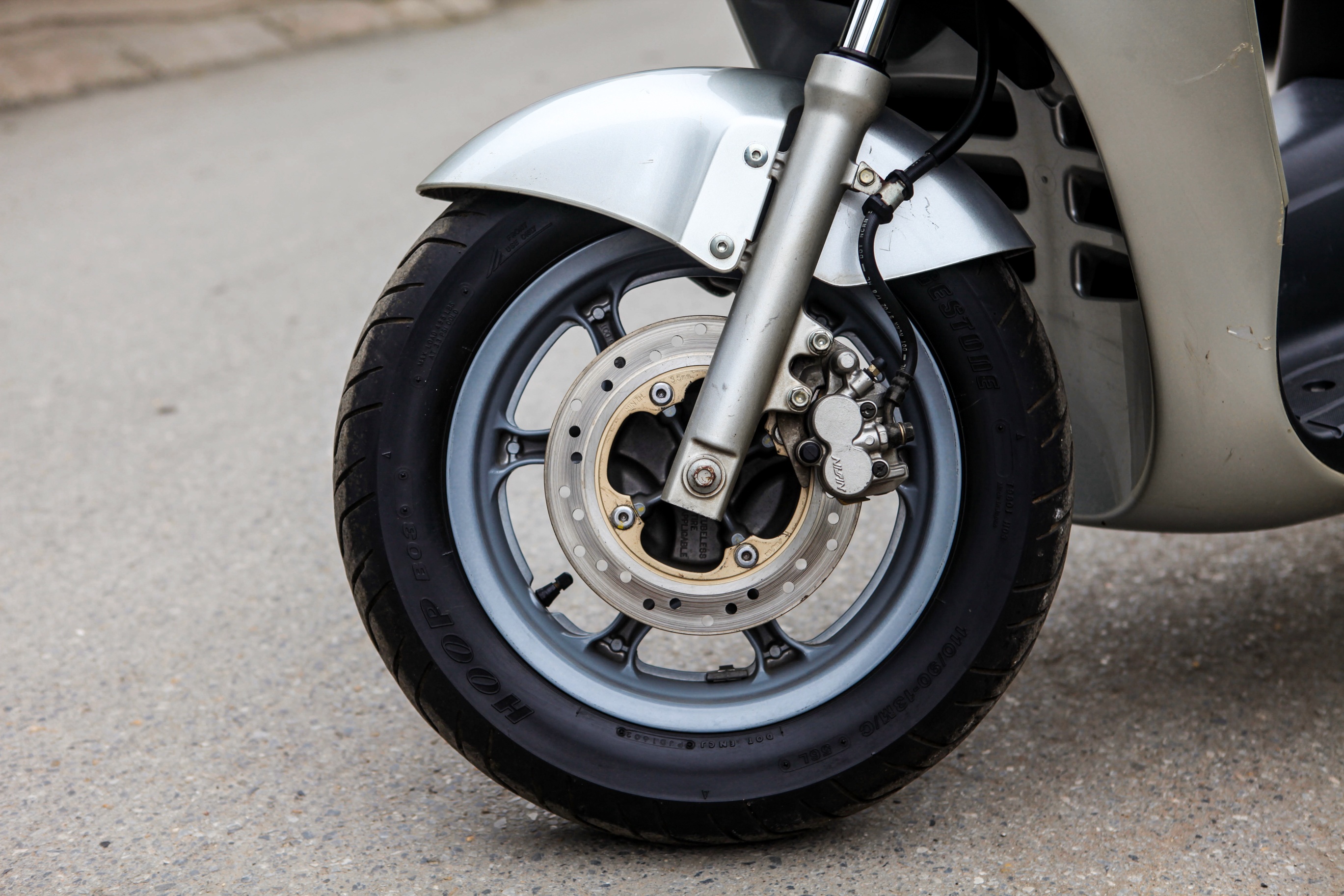 Chi tiet Honda @ 150 doi dau anh 16