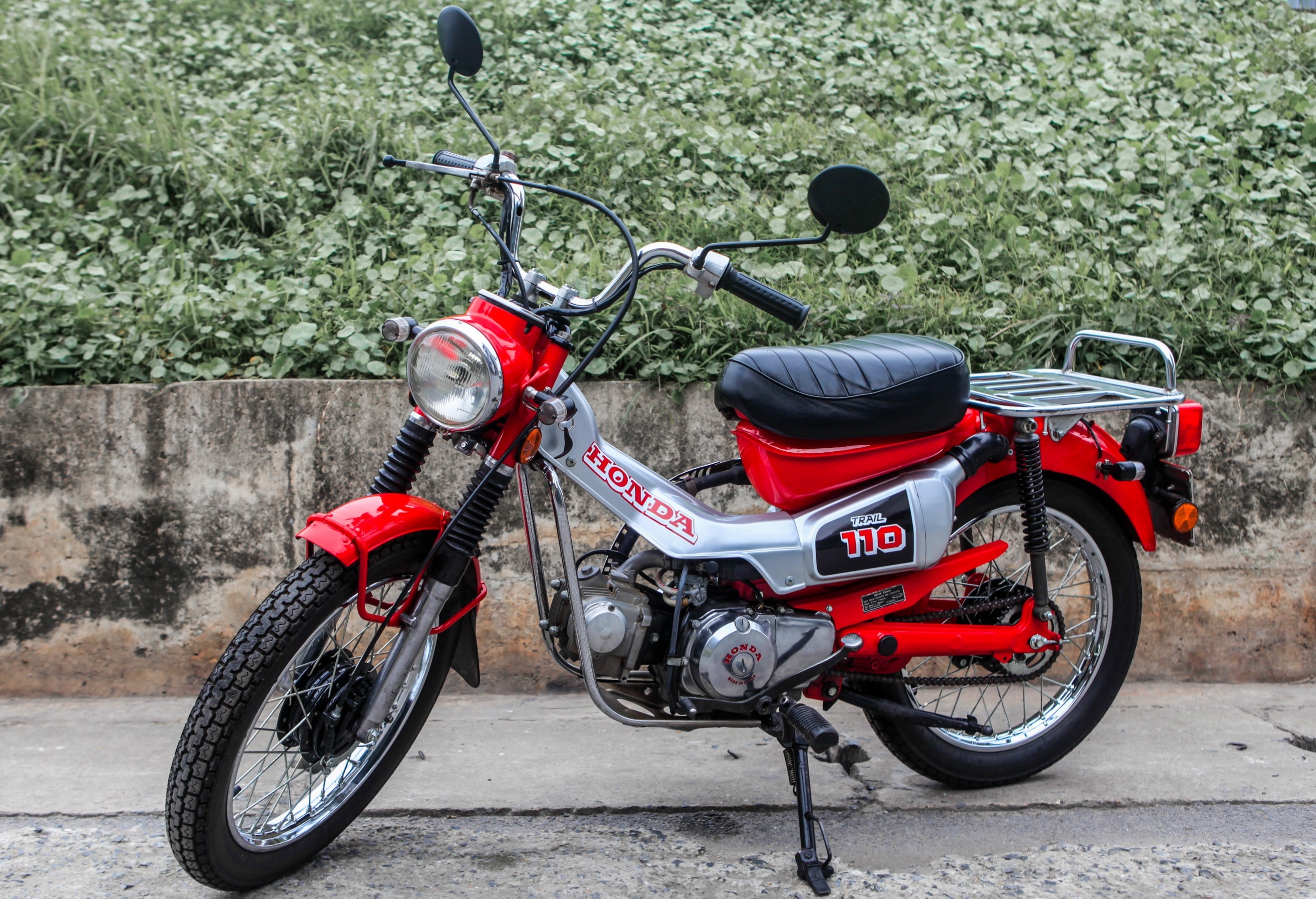 Honda CT110 doi 1996 hang hiem rao gia 70 trieu dong hinh anh