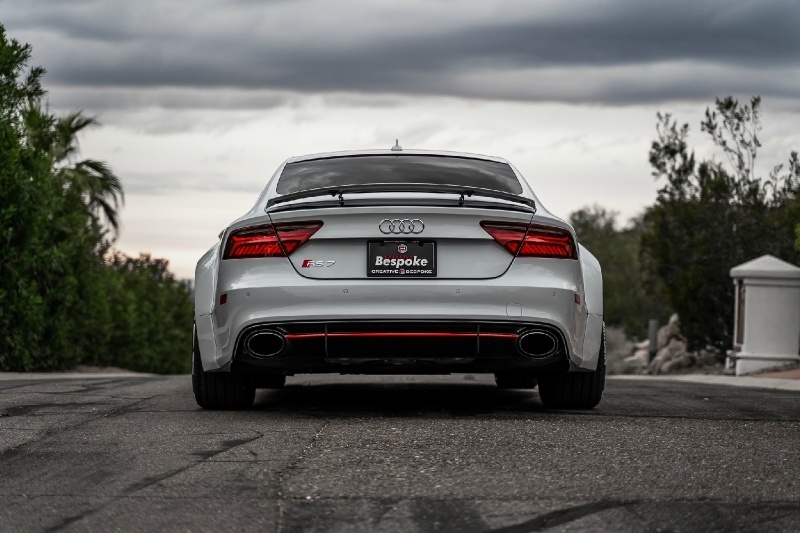 Audi RS7 với gói độ thân rộng rao bán giá gần 100.000 USD ảnh 3 Audi RS7 voi goi do than rong rao ban gia gan 100.000 USD anh 3