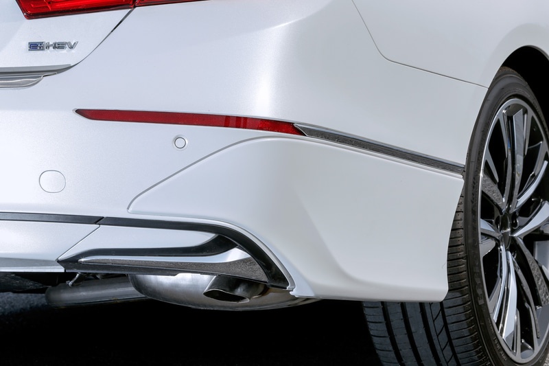 Honda Accord có thêm phụ kiện độ xe chính hãng ảnh 5 Honda Accord co them phu kien do xe chinh hang anh 5