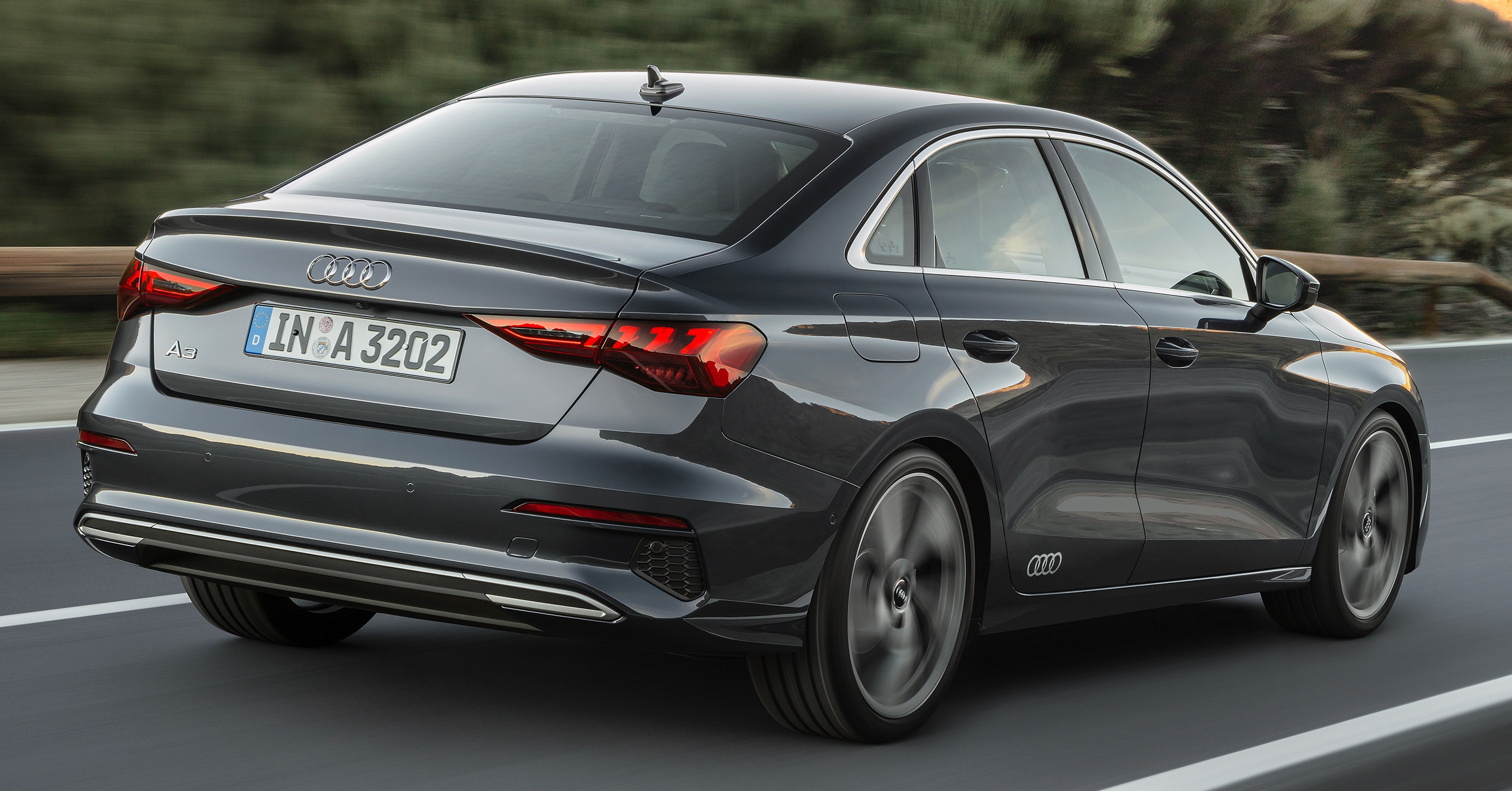 Ra mắt Audi A3 Sedan thế hệ mới  ảnh 4 Ra mat Audi A3 Sedan the he moi anh 4