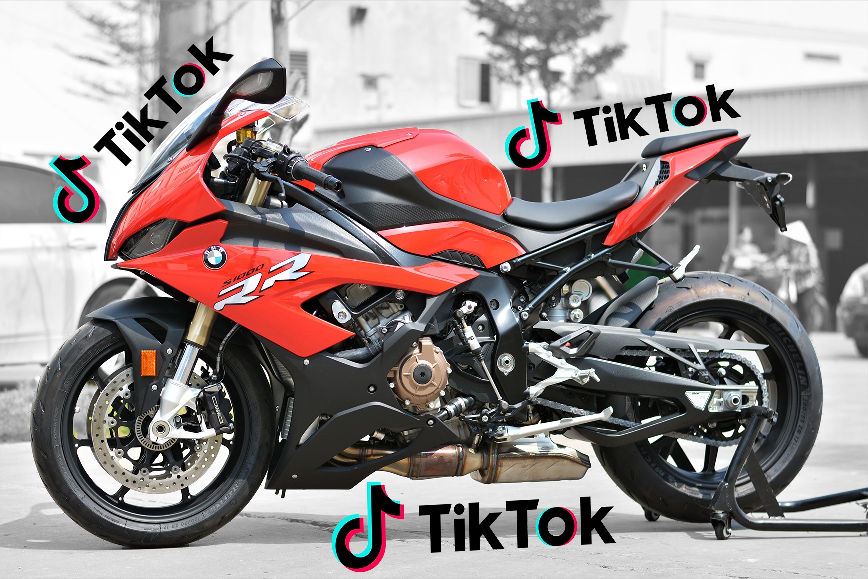 BMW Motorrad len TikTok tim khach hang tre hinh anh