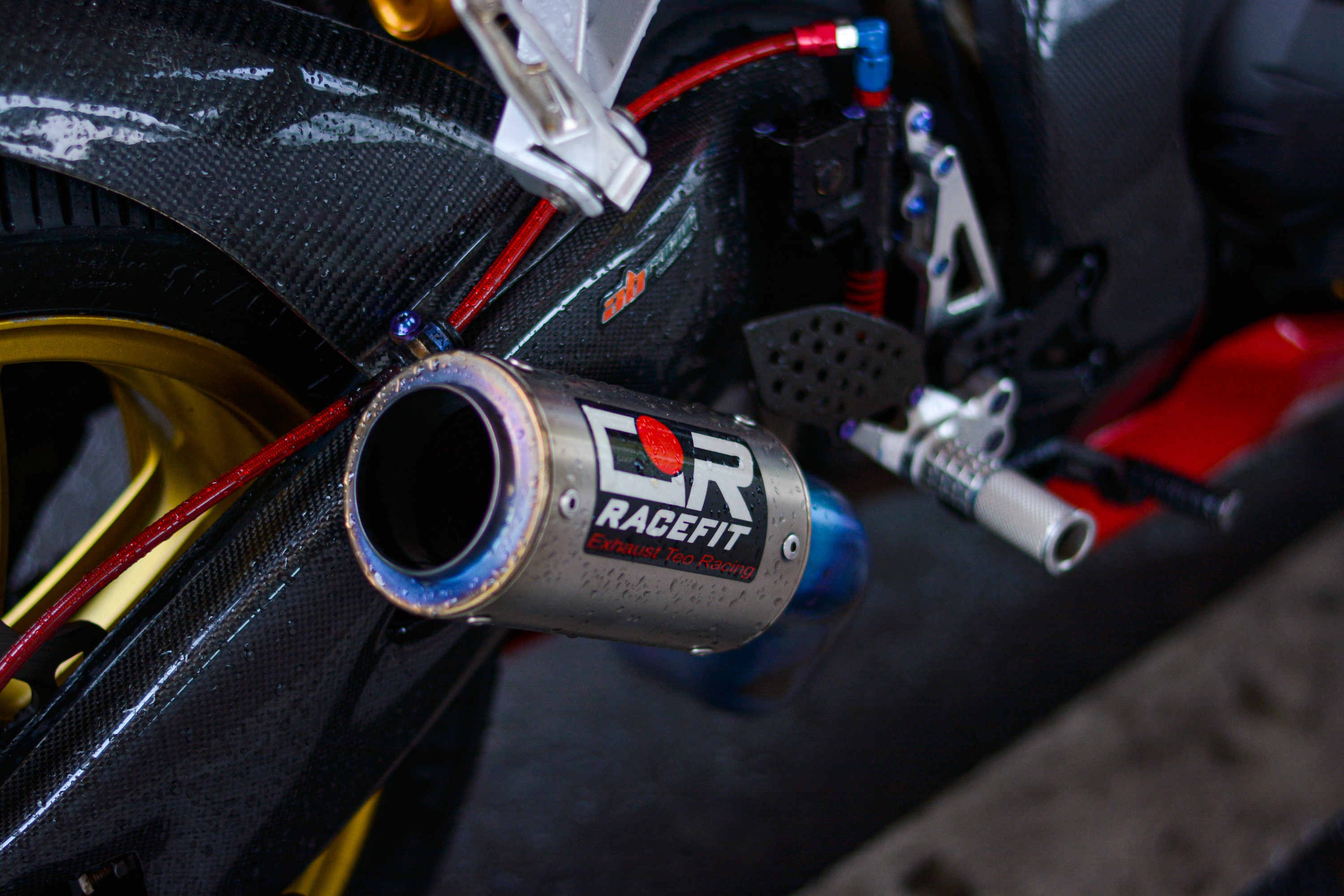 Honda CBR1000RR cùng loạt đồ chơi đắt tiền ảnh 15 Honda CBR1000RR cung loat do choi dat tien anh 15