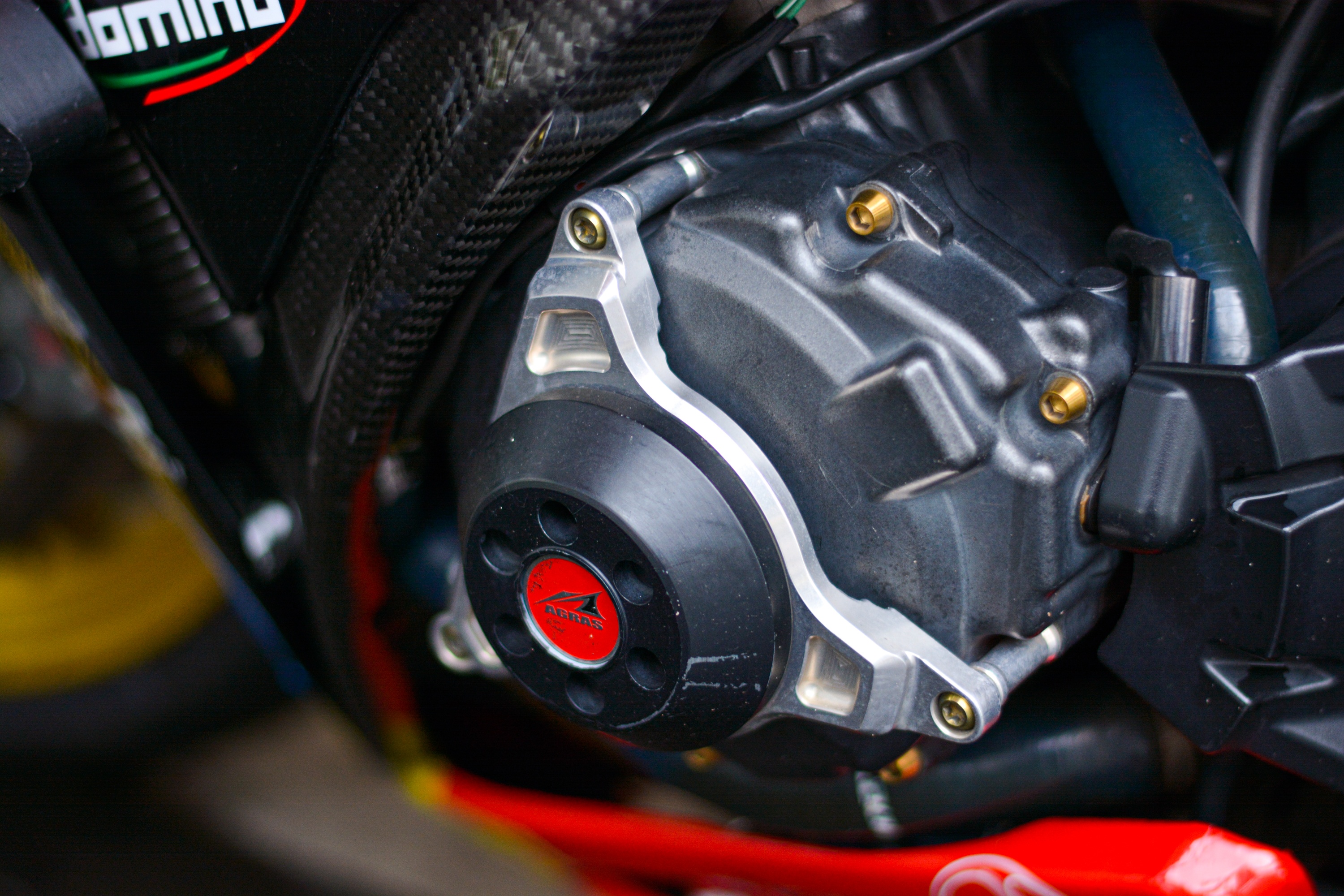 Honda CBR1000RR cùng loạt đồ chơi đắt tiền ảnh 12 Honda CBR1000RR cung loat do choi dat tien anh 12