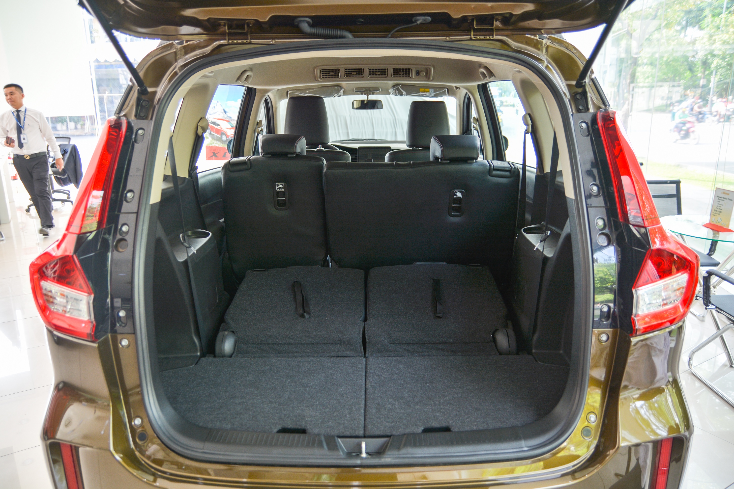 SUV 7 chỗ cỡ nhỏ ảnh 13 SUV 7 cho co nho anh 13