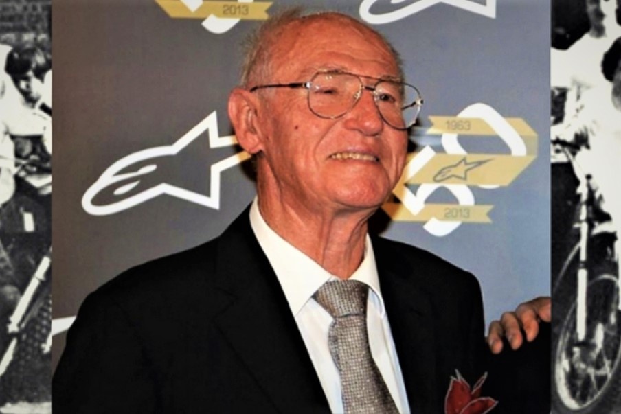 Cha de giap dua Alpinestar qua doi o tuoi 91 hinh anh