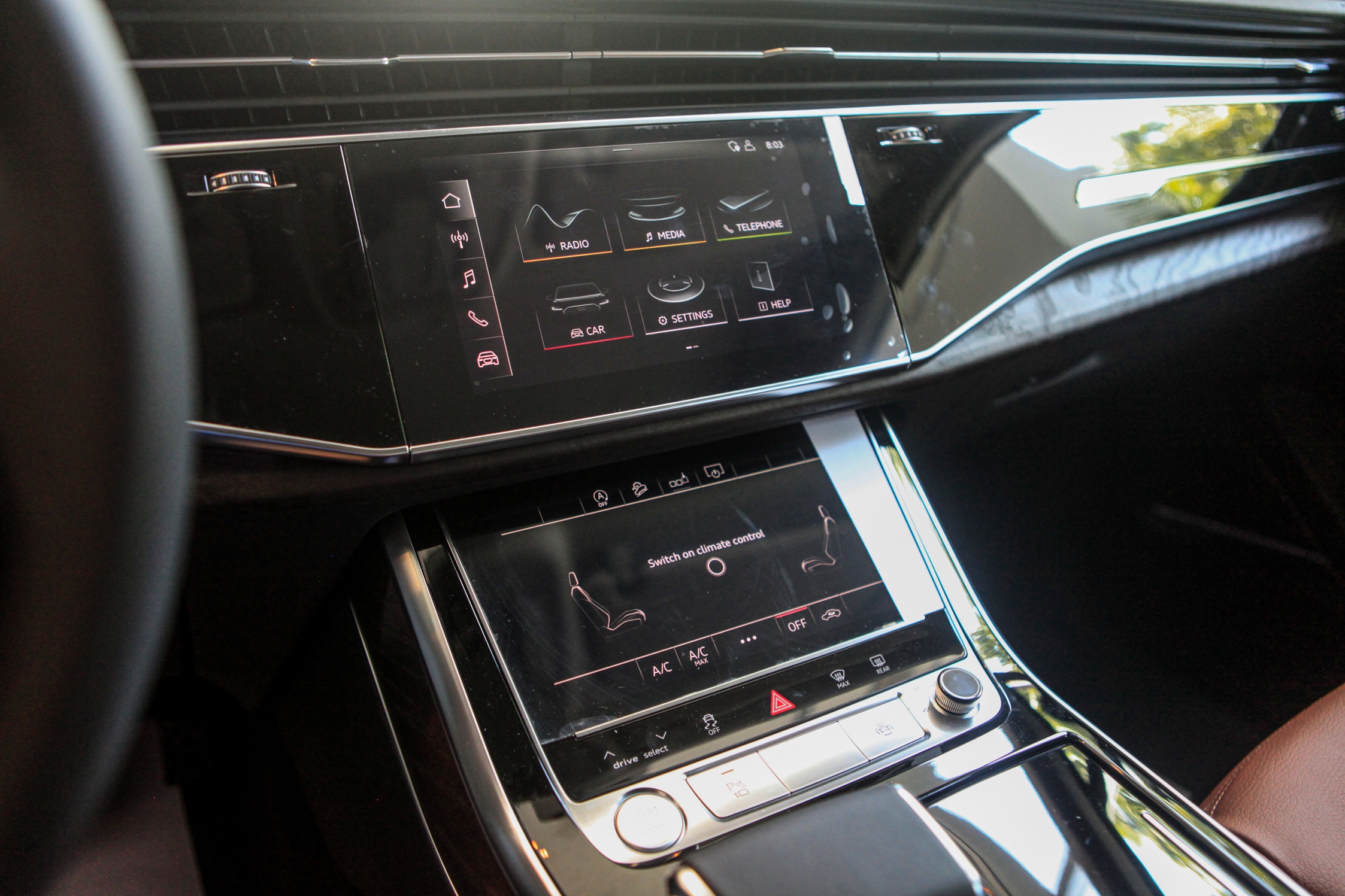 Chi tiết Audi Q7 2020 vừa ra mắt tại VN ảnh 12 Chi tiet Audi Q7 2020 vua ra mat tai VN anh 12