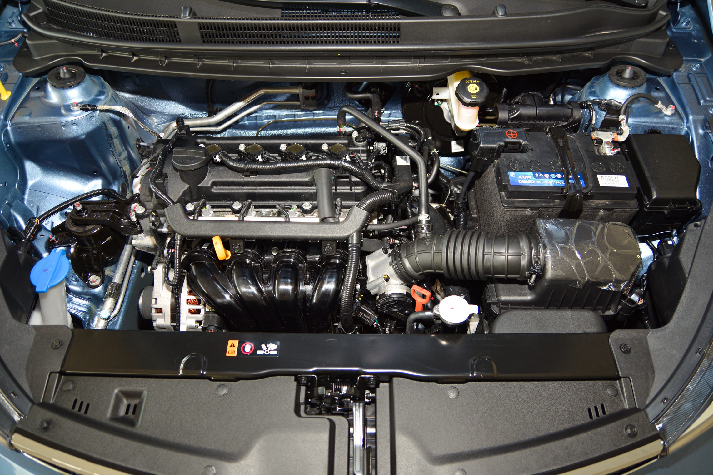 Kia Soluto AT Luxury ve dai ly anh 15