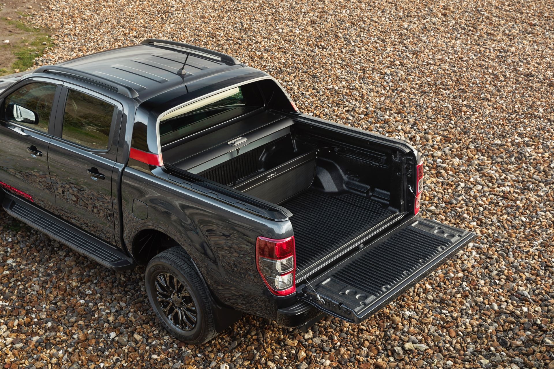 Ra mắt Ford Ranger Thunder ảnh 6 Ra mat Ford Ranger Thunder anh 6