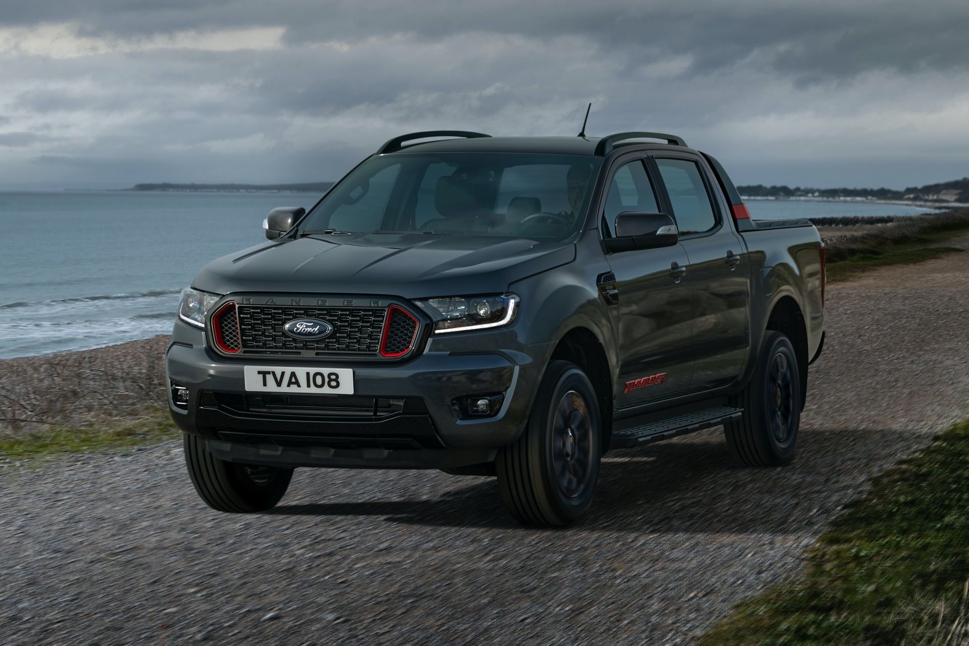 Ra mắt Ford Ranger Thunder ảnh 7 Ra mat Ford Ranger Thunder anh 7