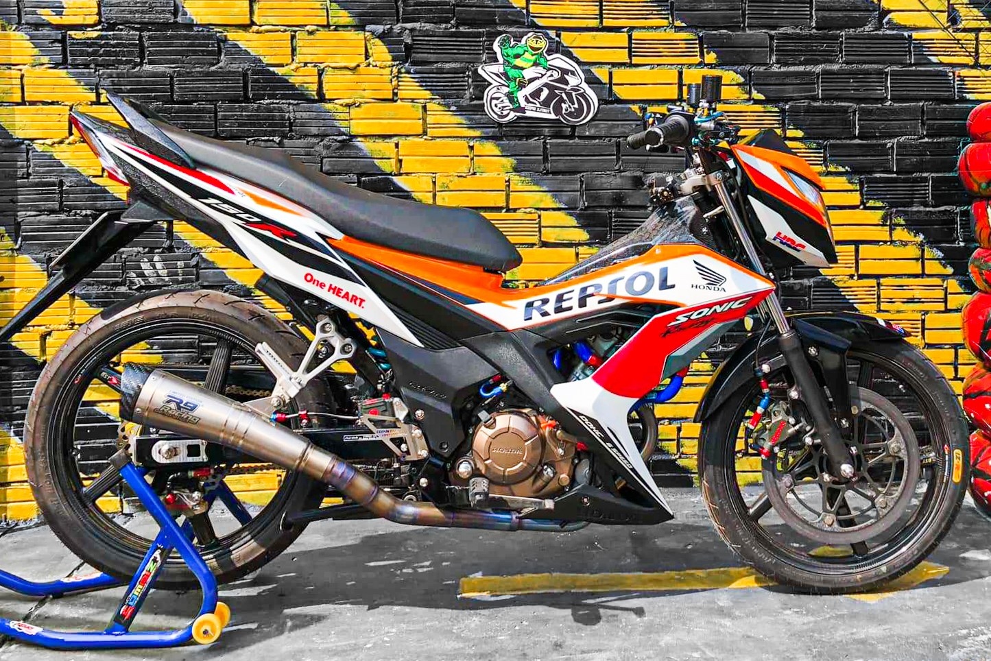Honda Sonic ban do hon 200 trieu dong cua biker mien Tay hinh anh