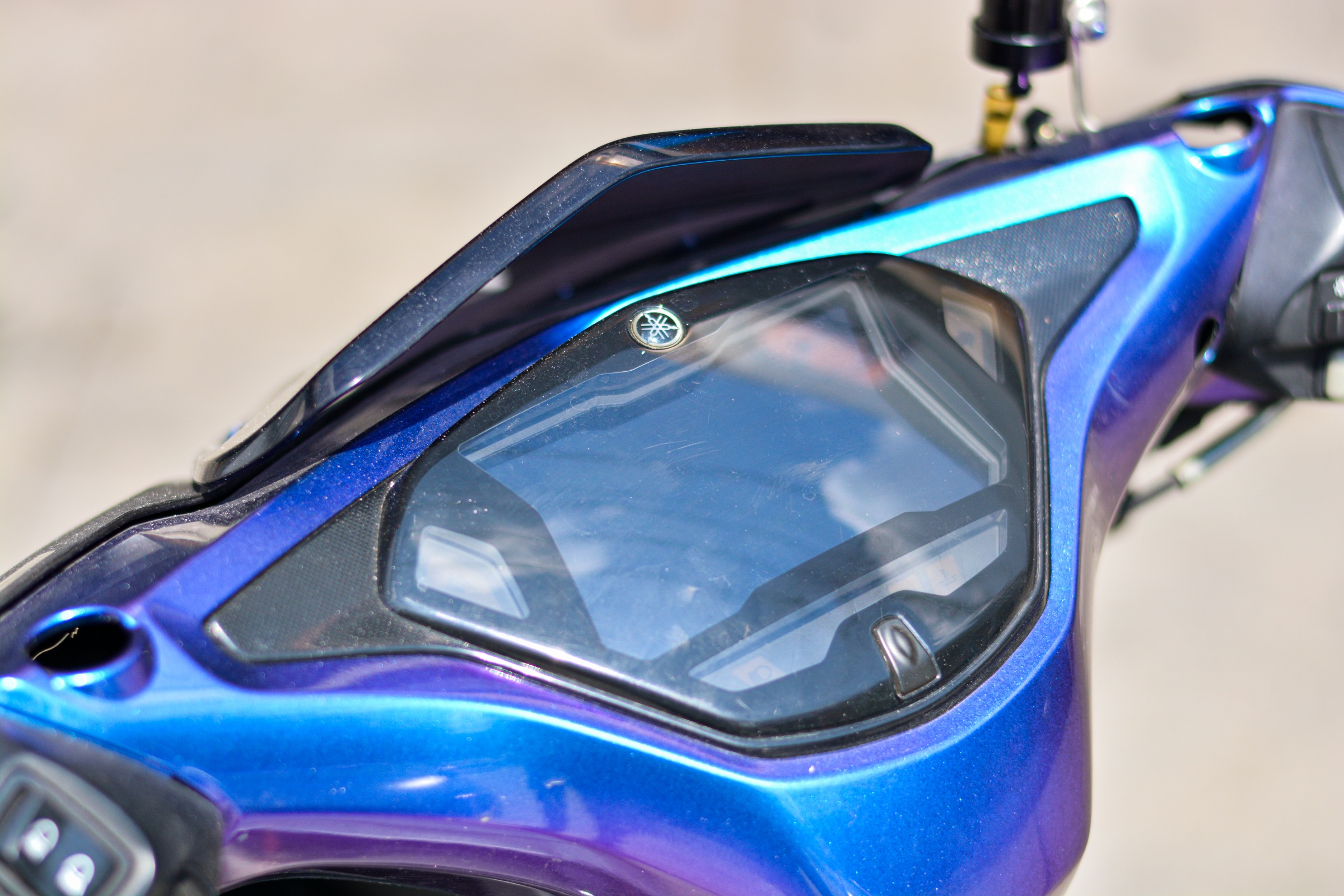 Yamaha Exciter do dan ao moto YZF-R1 anh 5