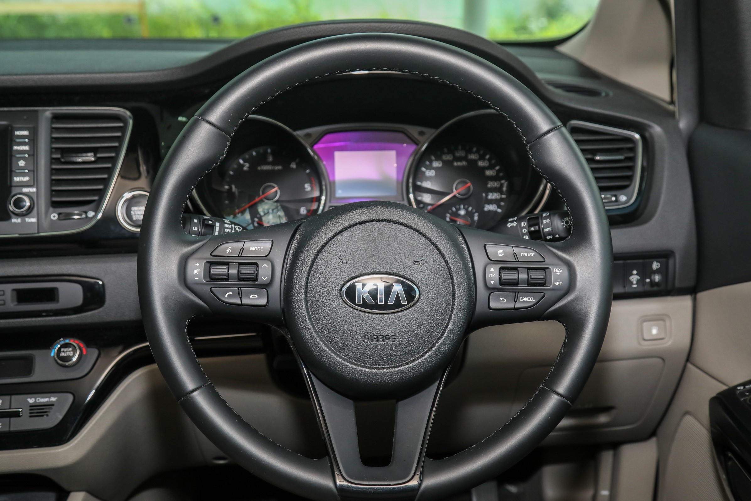 Chi tiết Kia Grand Carnival 2020,  phiên bản 11 chỗ của Kia Sedona ảnh 10 Chi tiet Kia Grand Carnival 2020,  phien ban 11 cho cua Kia Sedona anh 10