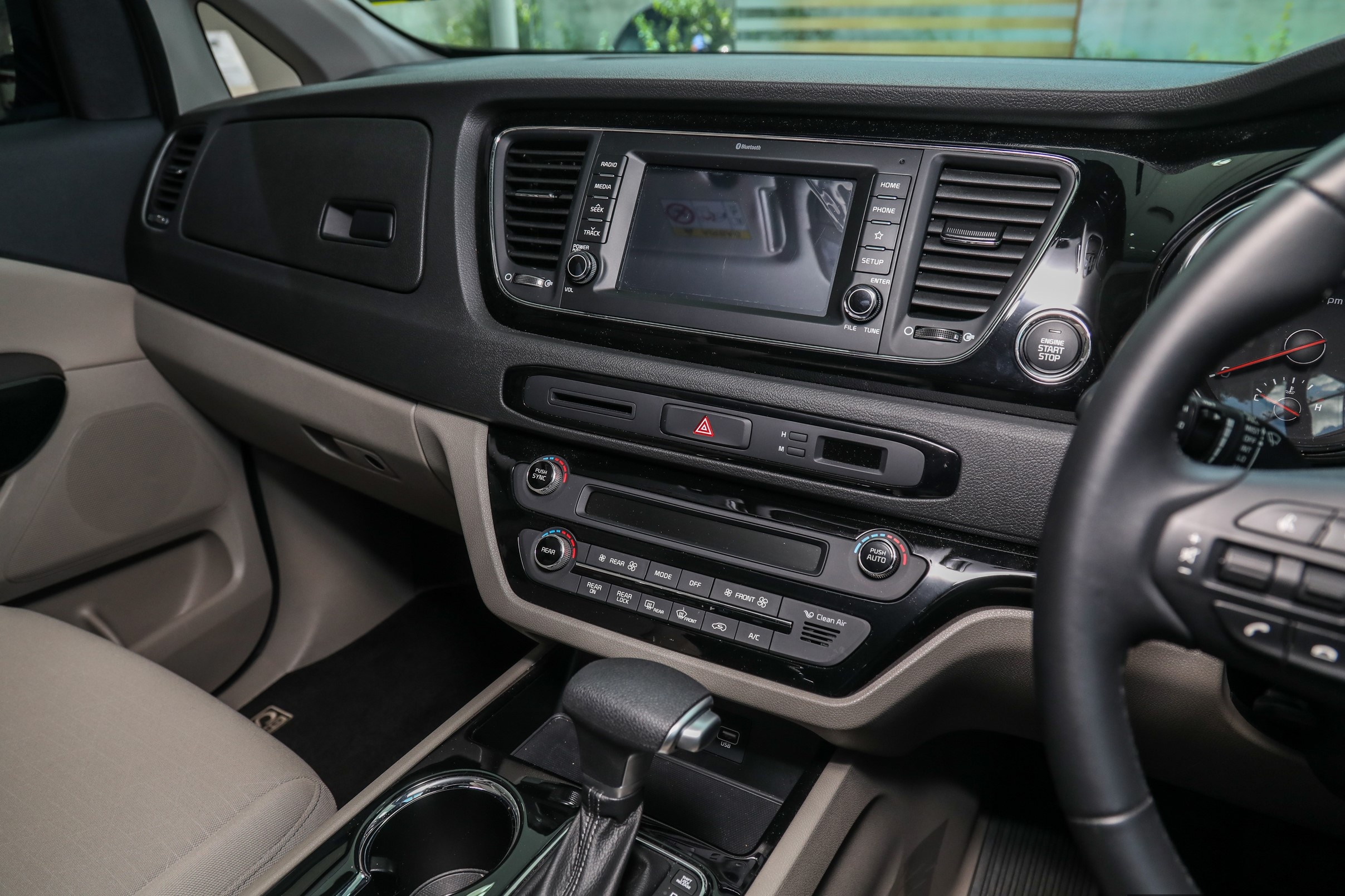 Chi tiết Kia Grand Carnival 2020,  phiên bản 11 chỗ của Kia Sedona ảnh 11 Chi tiet Kia Grand Carnival 2020,  phien ban 11 cho cua Kia Sedona anh 11