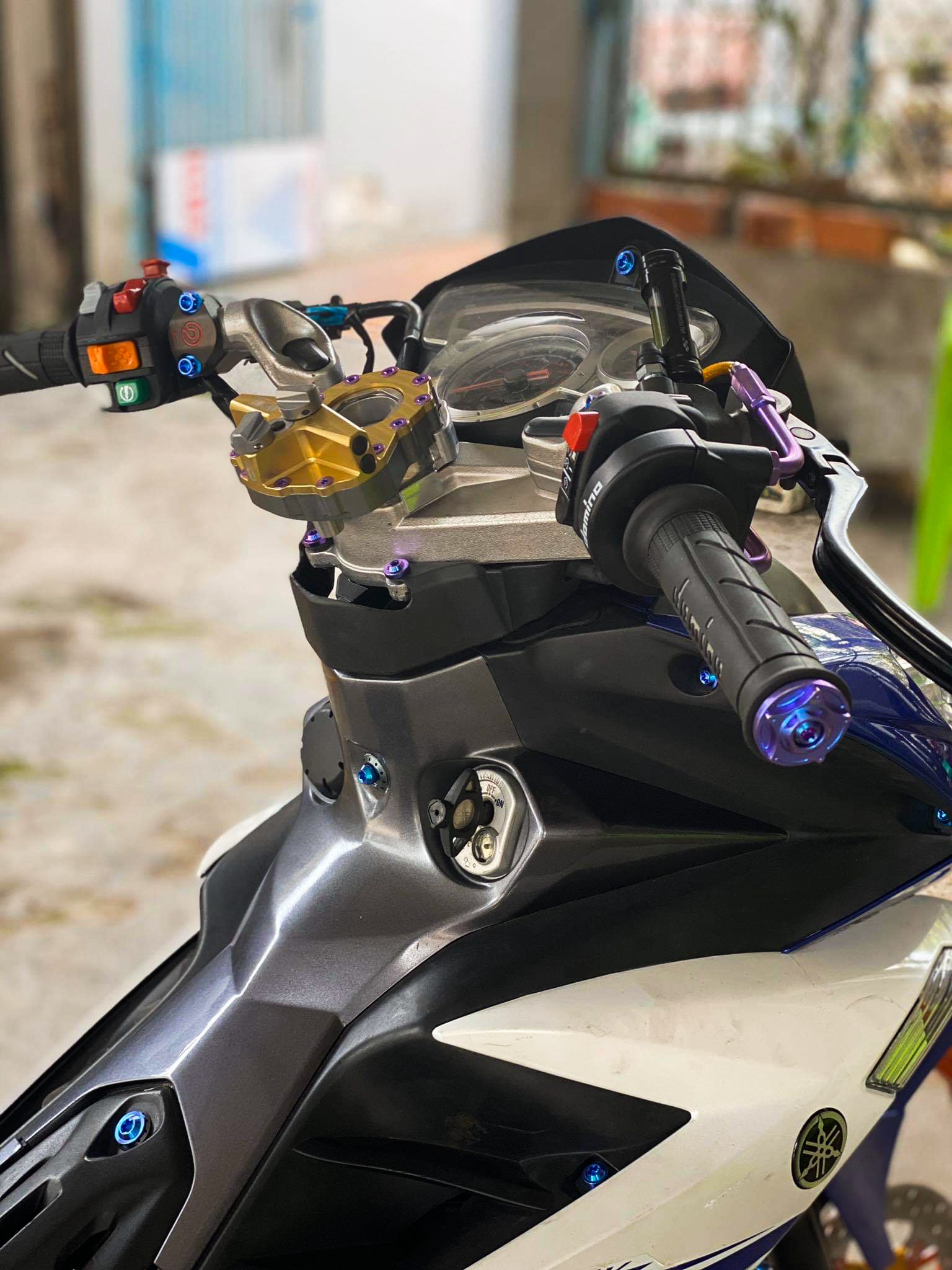 Yamaha Exciter bien hoa thanh Yamaha X1R voi goi do tram trieu anh 4