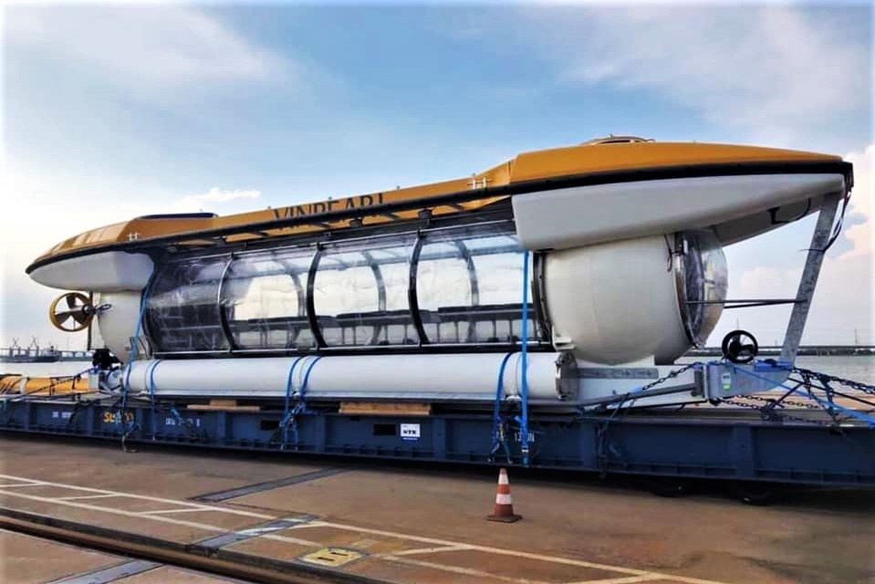 Tau lan Vingroup dat mua xuat hien tai Viet Nam hinh anh