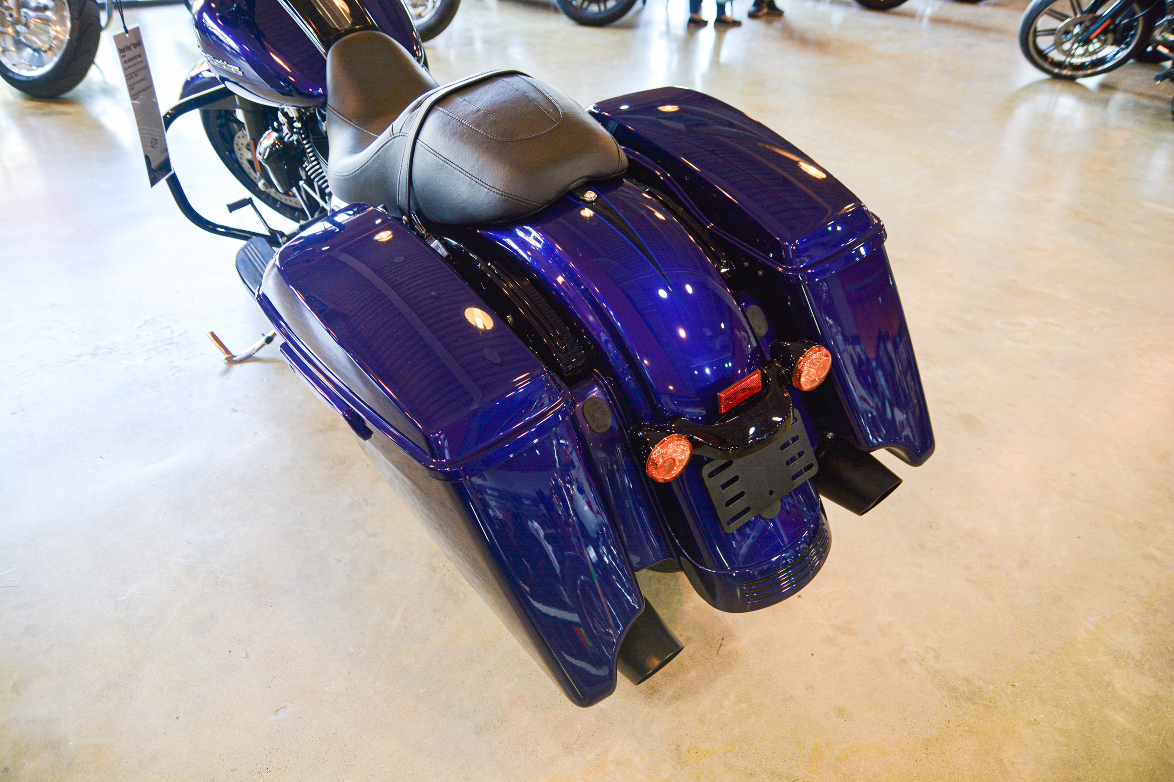 Chi tiết Harley-Davidson Road King Special - xe touring giá hơn 1 tỷ ảnh 12 Chi tiet Harley-Davidson Road King Special - xe touring gia hon 1 ty anh 12