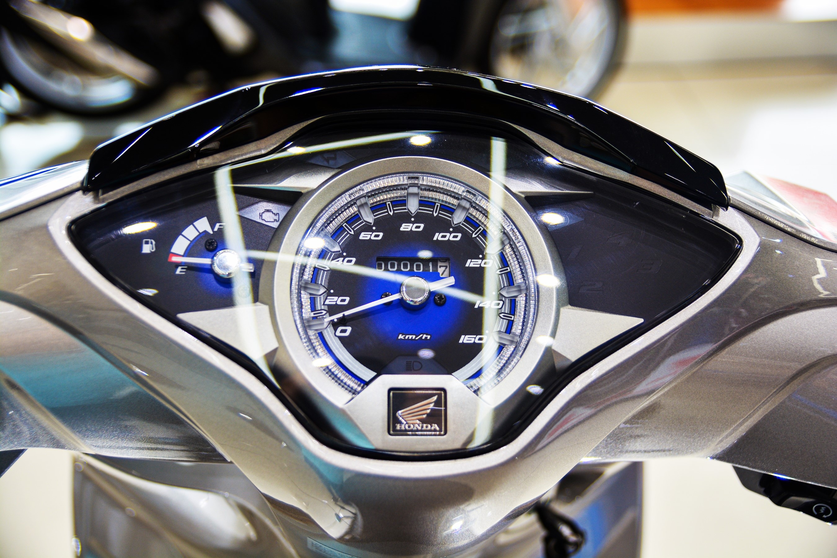 Honda Future FI 2020 về đại lý - bỏ công tắc đèn,  thêm màu mới ảnh 5 Honda Future FI 2020 ve dai ly - bo cong tac den,  them mau moi anh 5