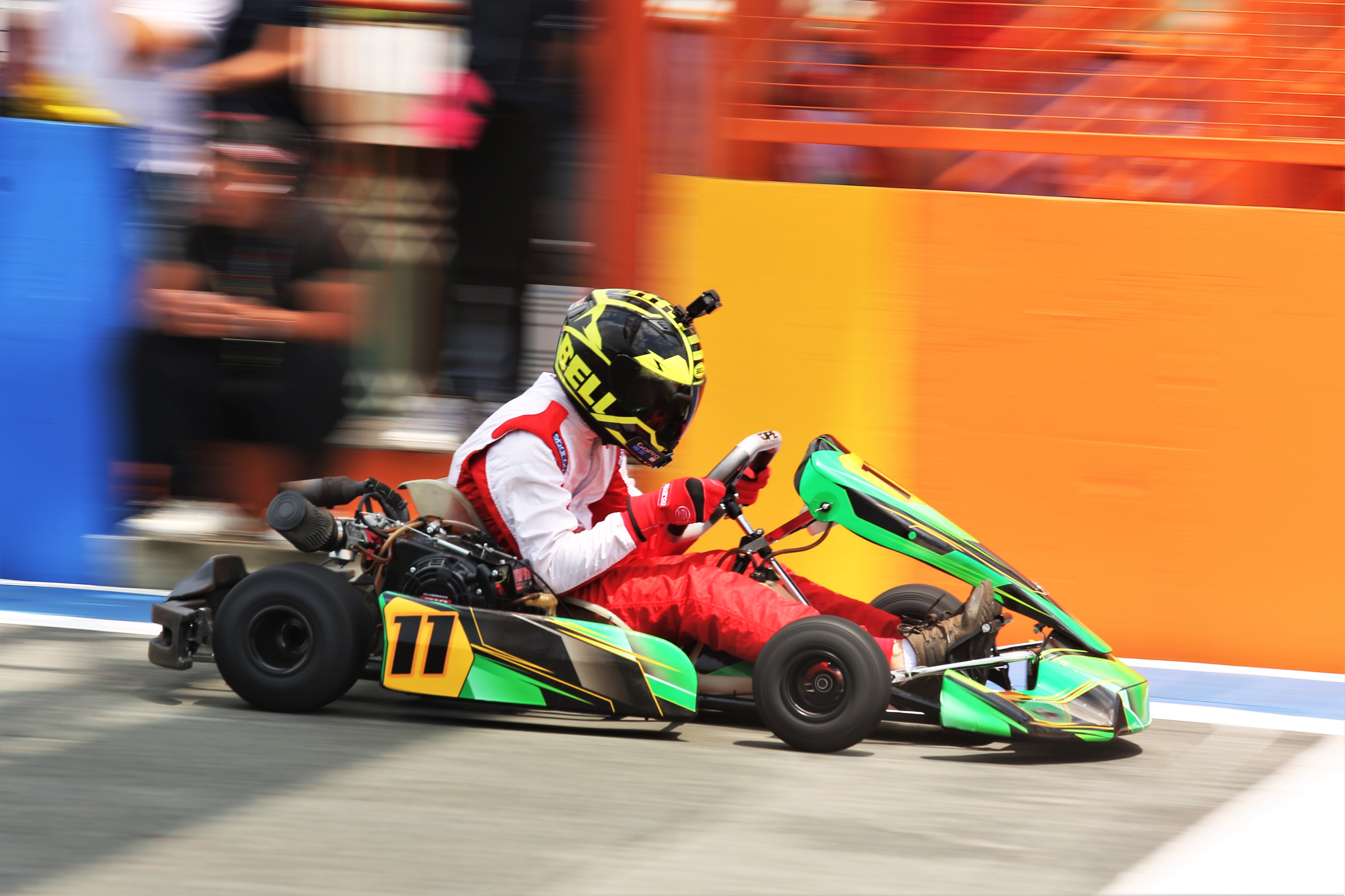 Trai nghiem thi dau Go-Kart sau khi choi cac mon dua xe khac anh 1