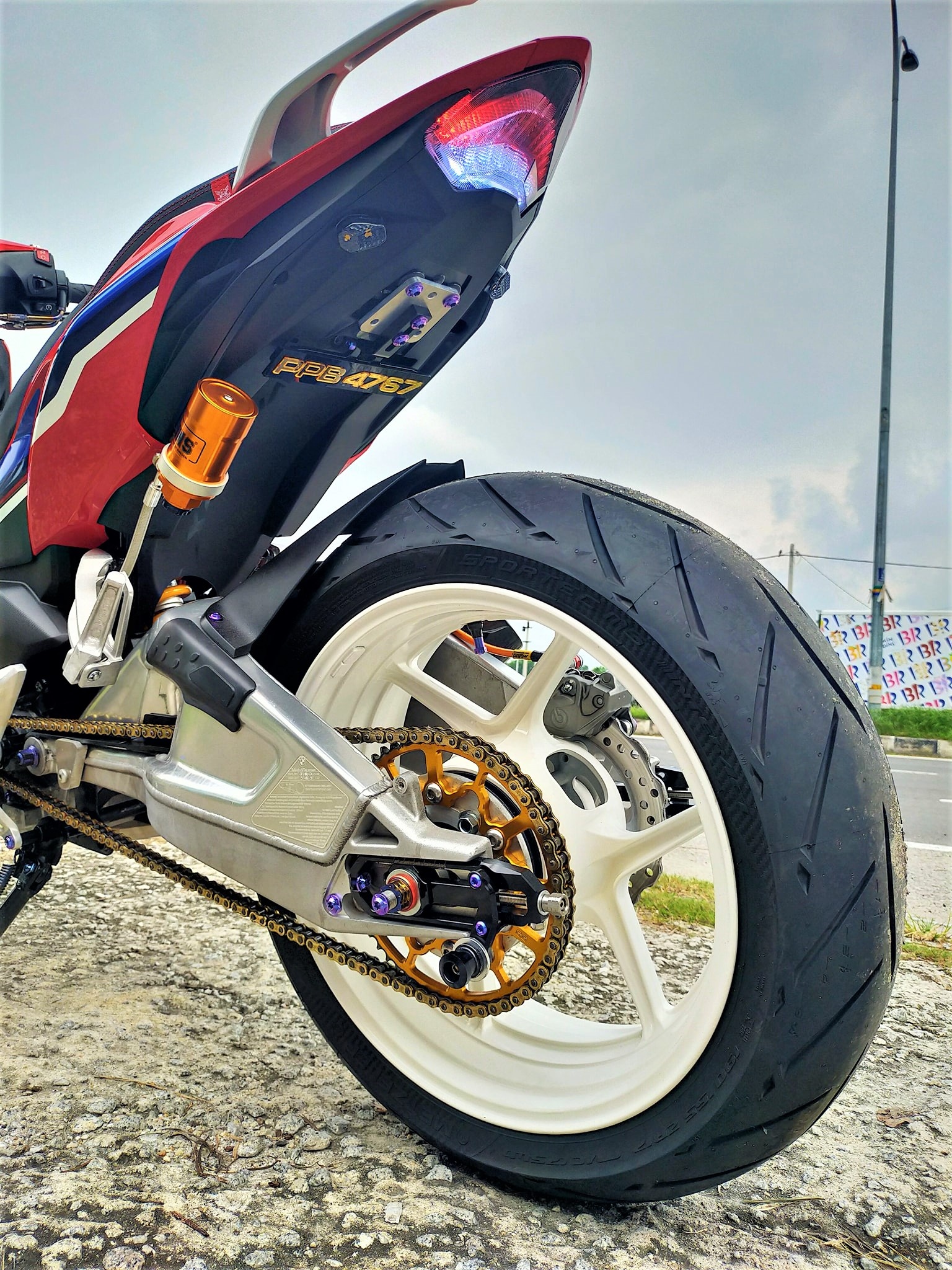 Honda Winner X voi ban do dac biet cua dan choi Malaysia anh 4