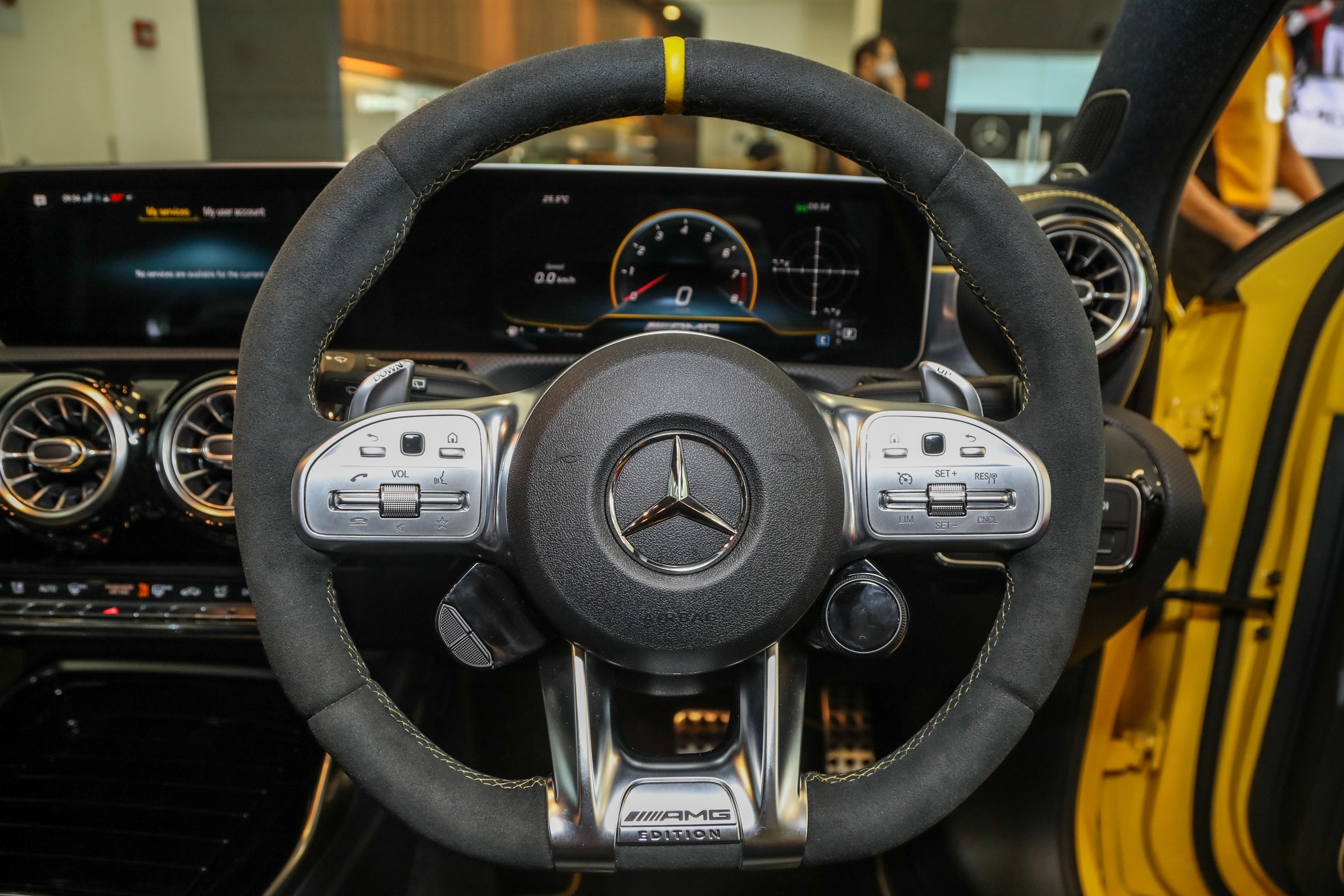 Ra mat Mercedes-AMG A45 S 4Matic Edition 1,  san xuat gioi han 20 xe anh 8