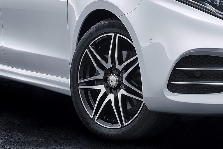 Mua MPV 9 chỗ hạng sang chọn Mercedes V-Class hay Toyota Graniva? ảnh 6 Mua MPV 9 cho hang sang chon Mercedes V-Class hay Toyota Graniva? anh 6