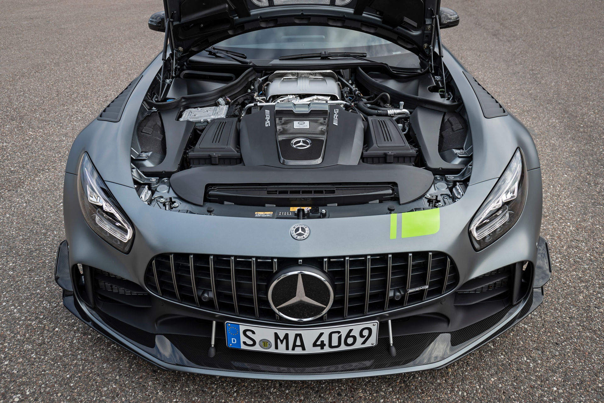 Ra mắt Mercedes-AMG GT R Pro 2021 tại Australia,  giới hạn 15 chiếc ảnh 3 Ra mat Mercedes-AMG GT R Pro 2021 tai Australia,  gioi han 15 chiec anh 3
