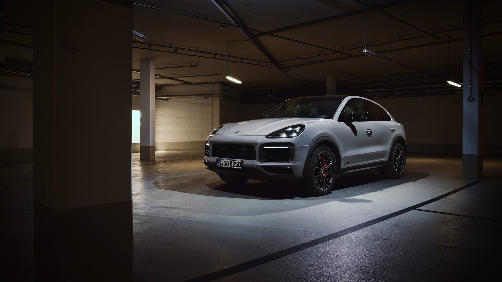 Ra mat Porsche Cayenne GTS 2021 - dong co tang ap kep,  manh 454 ma luc anh 1