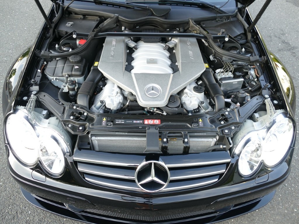 Mercedes-Benz CLK 63 AMG doi 2008 chay hon 2.500 km rao ban 95.000 USD anh 7