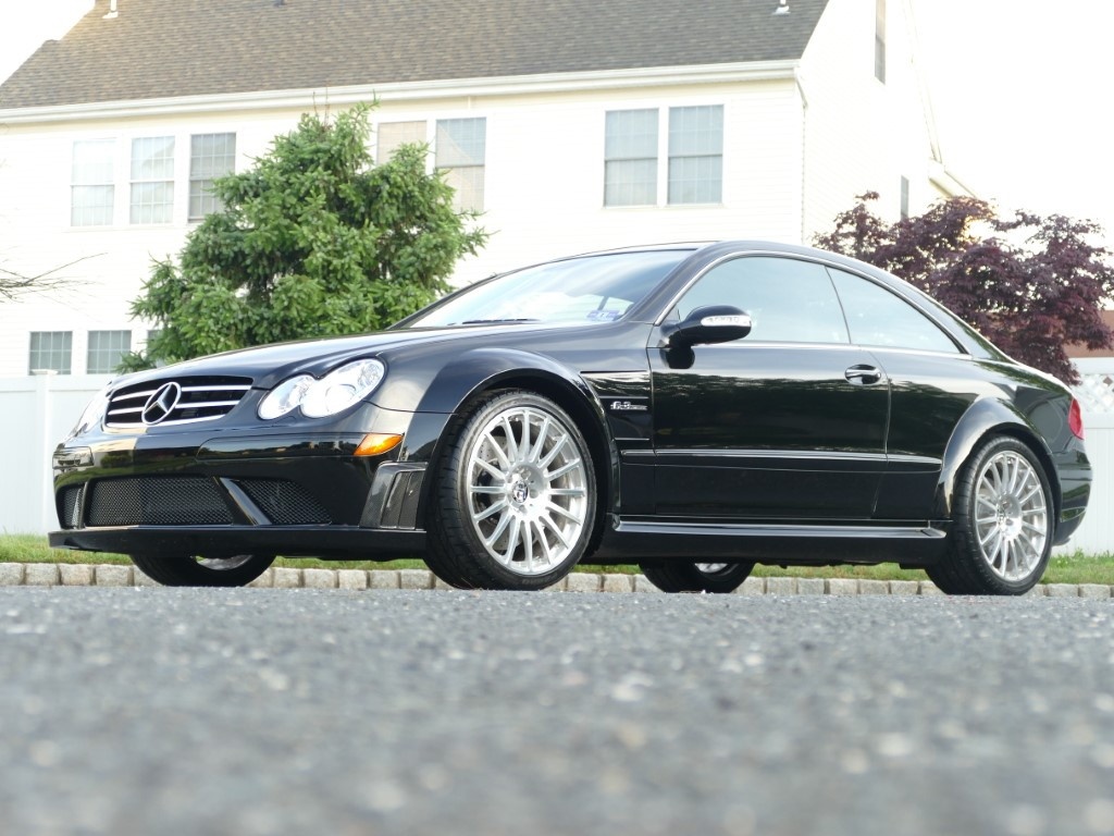 Mercedes-Benz CLK 63 AMG doi 2008 chay hon 2.500 km rao ban 95.000 USD anh 1