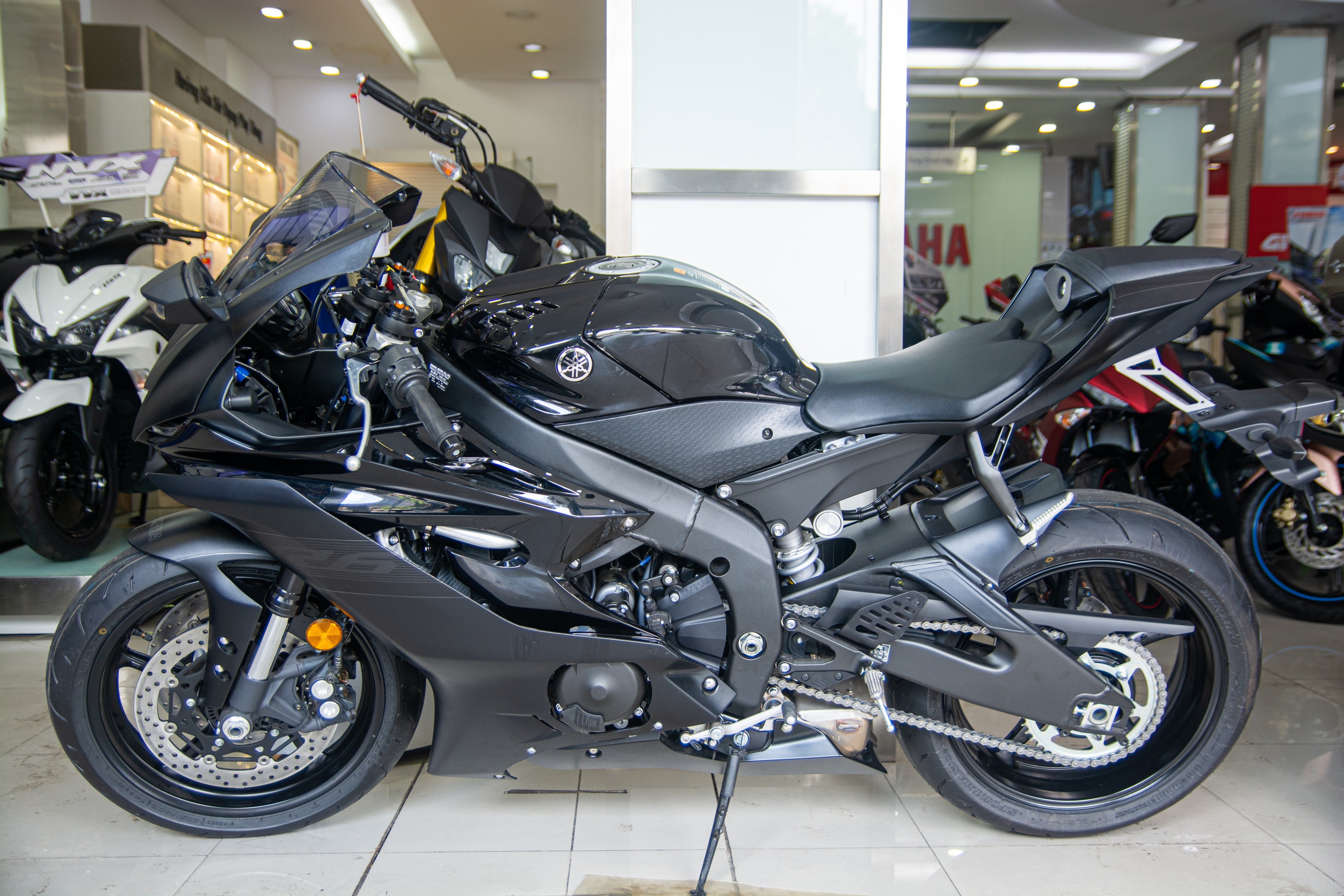 Yamaha YZF-R7 se duoc ra mat vao nam sau anh 3