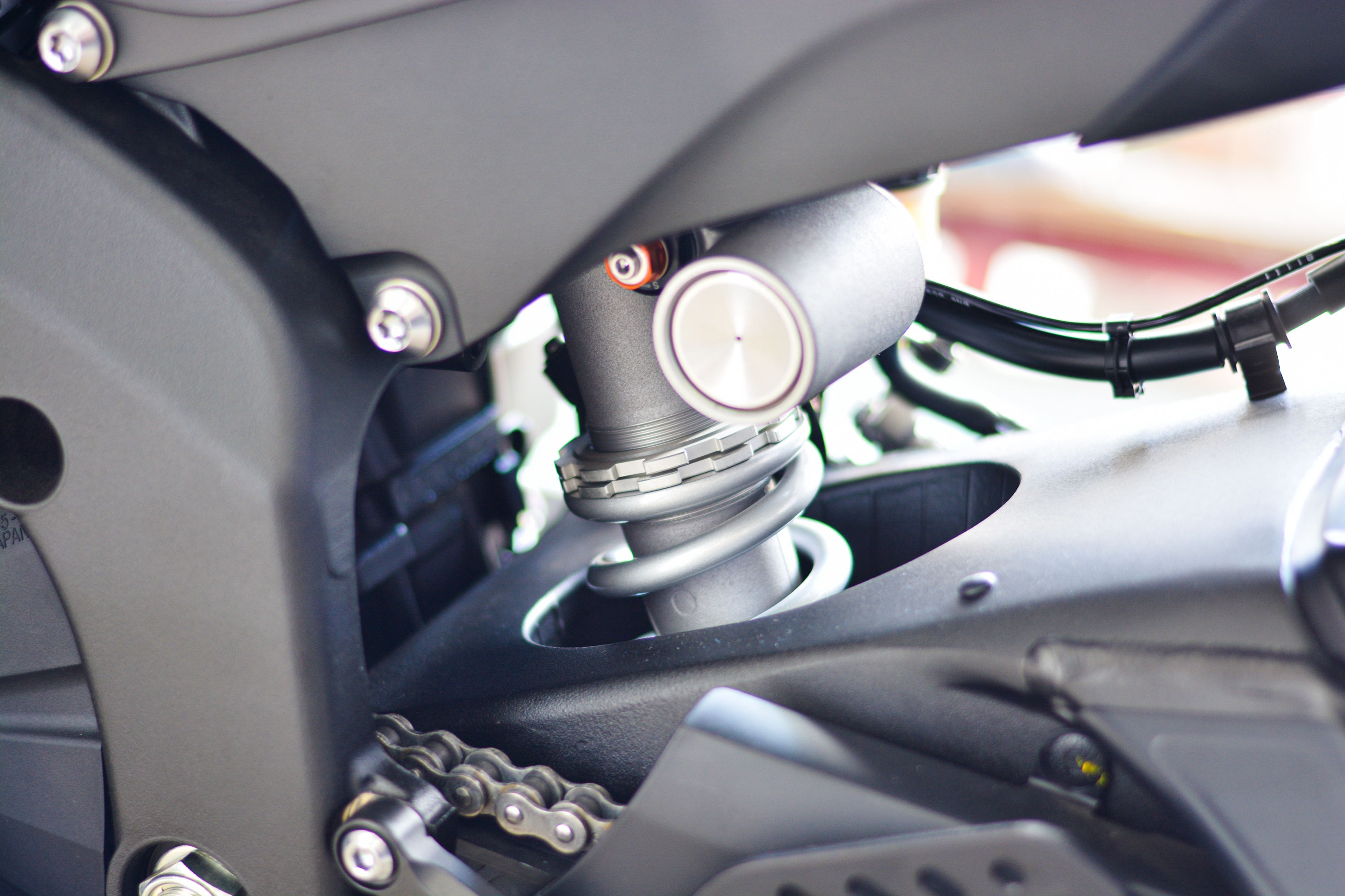 Yamaha YZF-R6 2020 ve VN - 2 phien ban,  gia tu 599 trieu anh 13