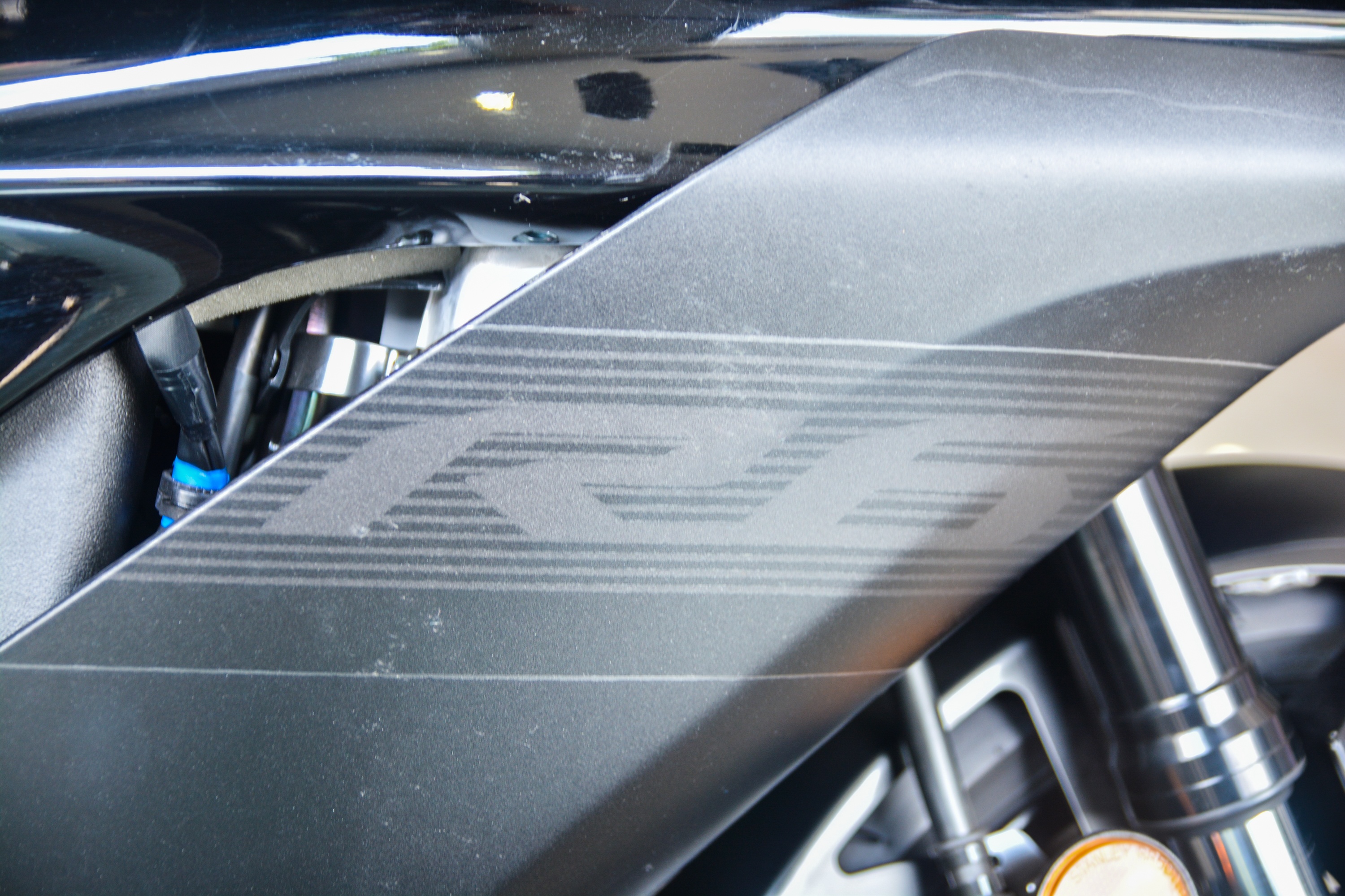 Yamaha YZF-R6 2020 ve VN - 2 phien ban,  gia tu 599 trieu anh 6