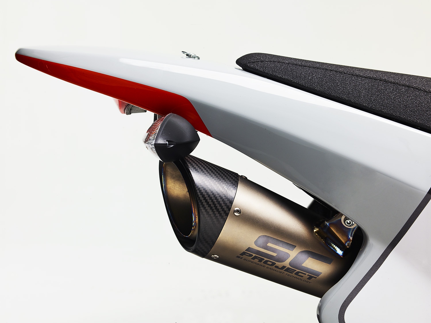 Chi tiet Ducati Scrambler 'lot xac' thanh xe aventure co dien anh 5