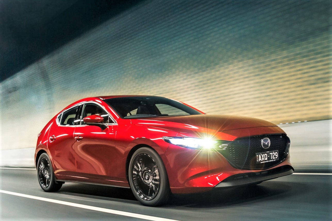 Mazda3 the he moi ra mat tai Australia, dung dong co xang khong bugi hinh anh