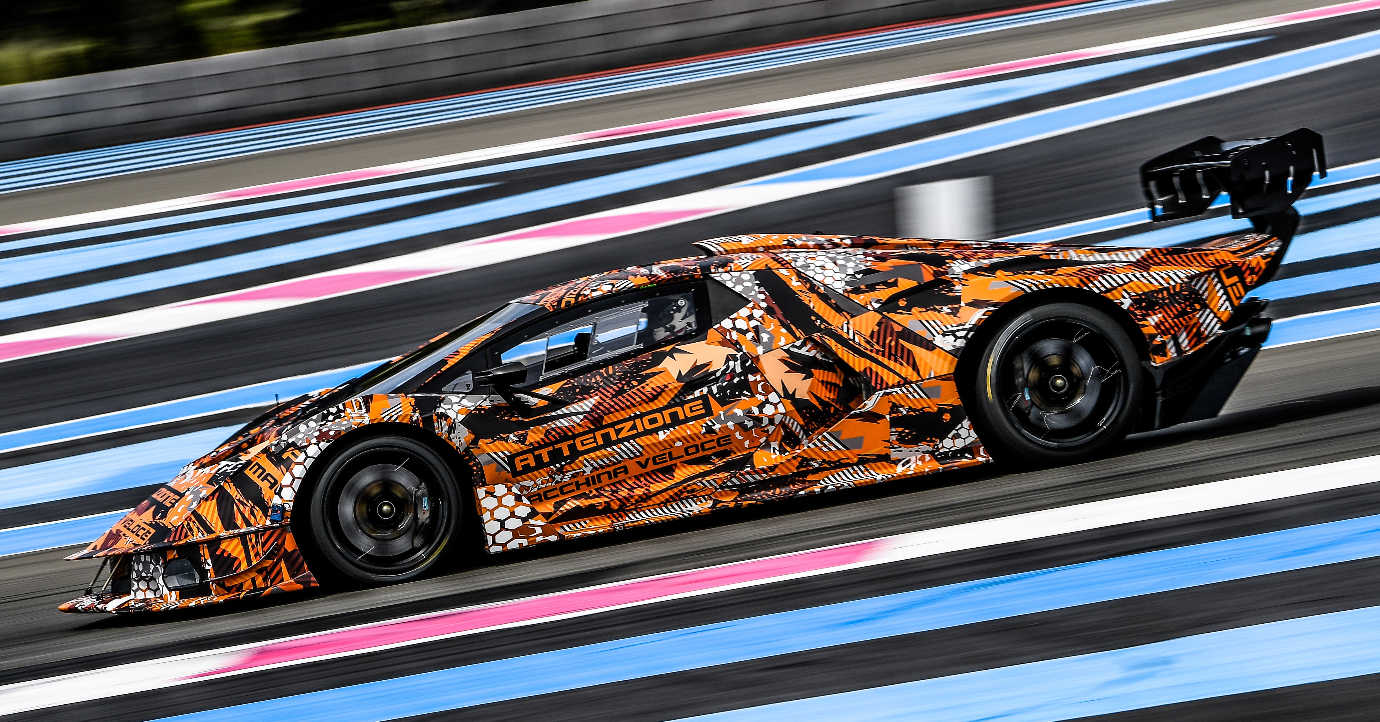 Lamborghini chuan bi trinh lang sieu xe moi anh 4