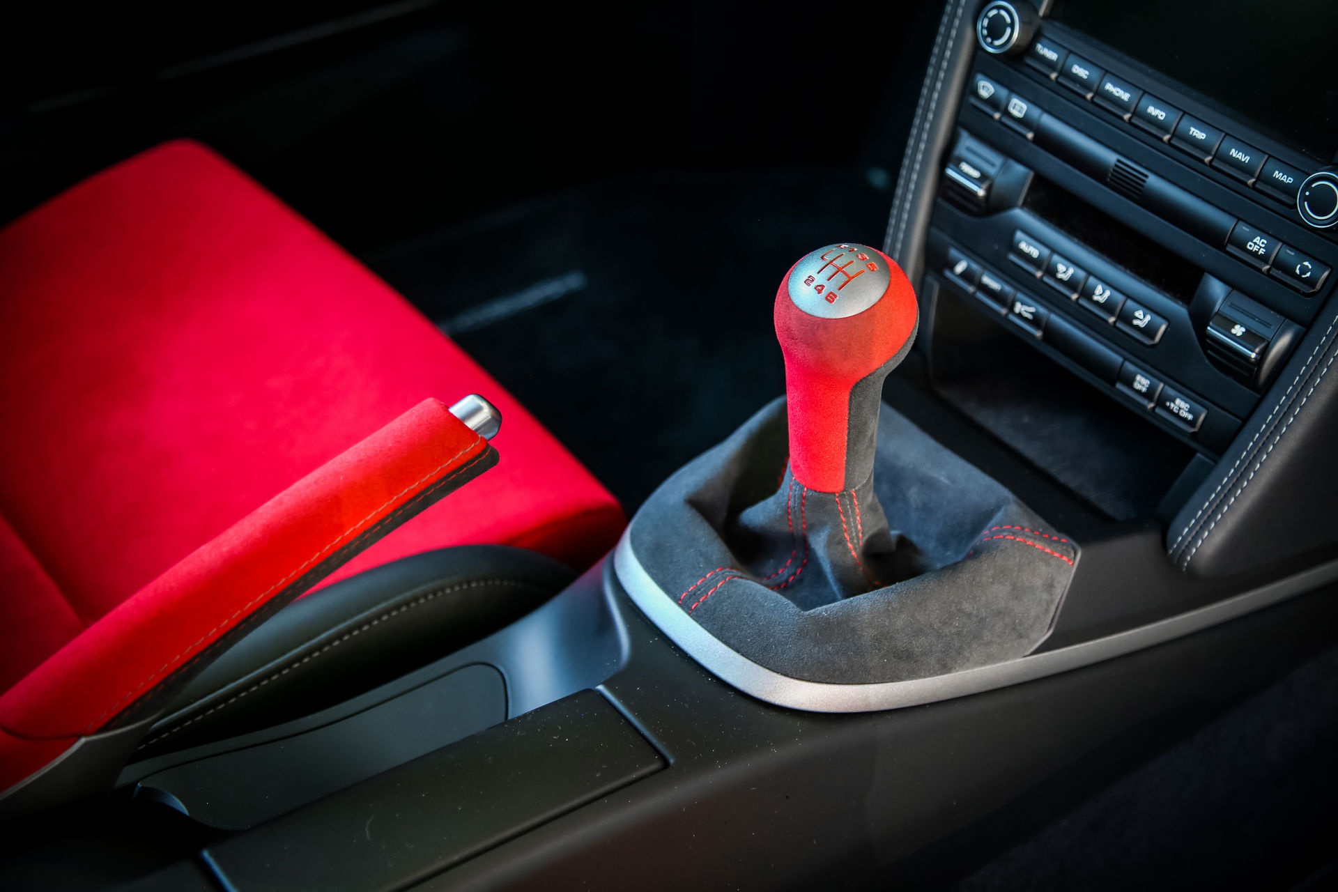 Ngam nhin Porsche 911 GT3 RS 4.0 2011 phien ban gioi han dac biet anh 12