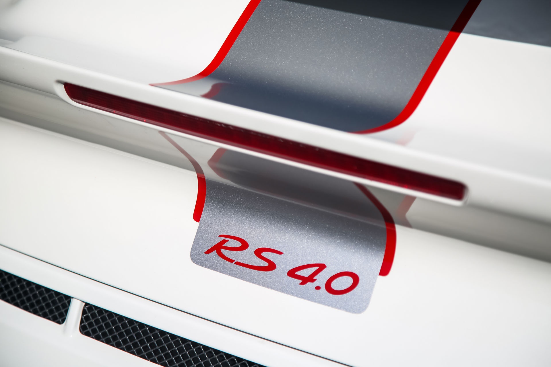 Ngam nhin Porsche 911 GT3 RS 4.0 2011 phien ban gioi han dac biet anh 6