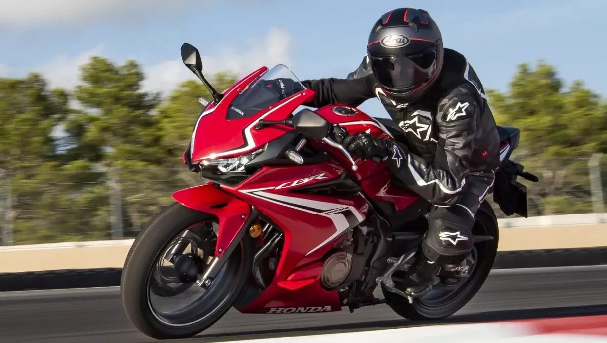 Ra mắt Honda CBR400R 2020 - 3 phiên bản,  giá từ 7.507 USD ảnh 5 Ra mat Honda CBR400R 2020 - 3 phien ban,  gia tu 7.507 USD anh 5