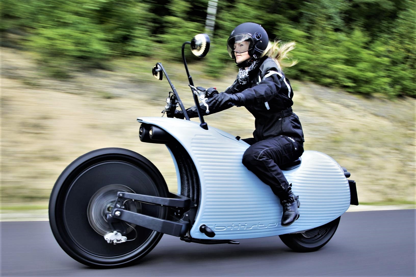 5 xe may co thiet ke xau nhat the ky 21 hinh anh