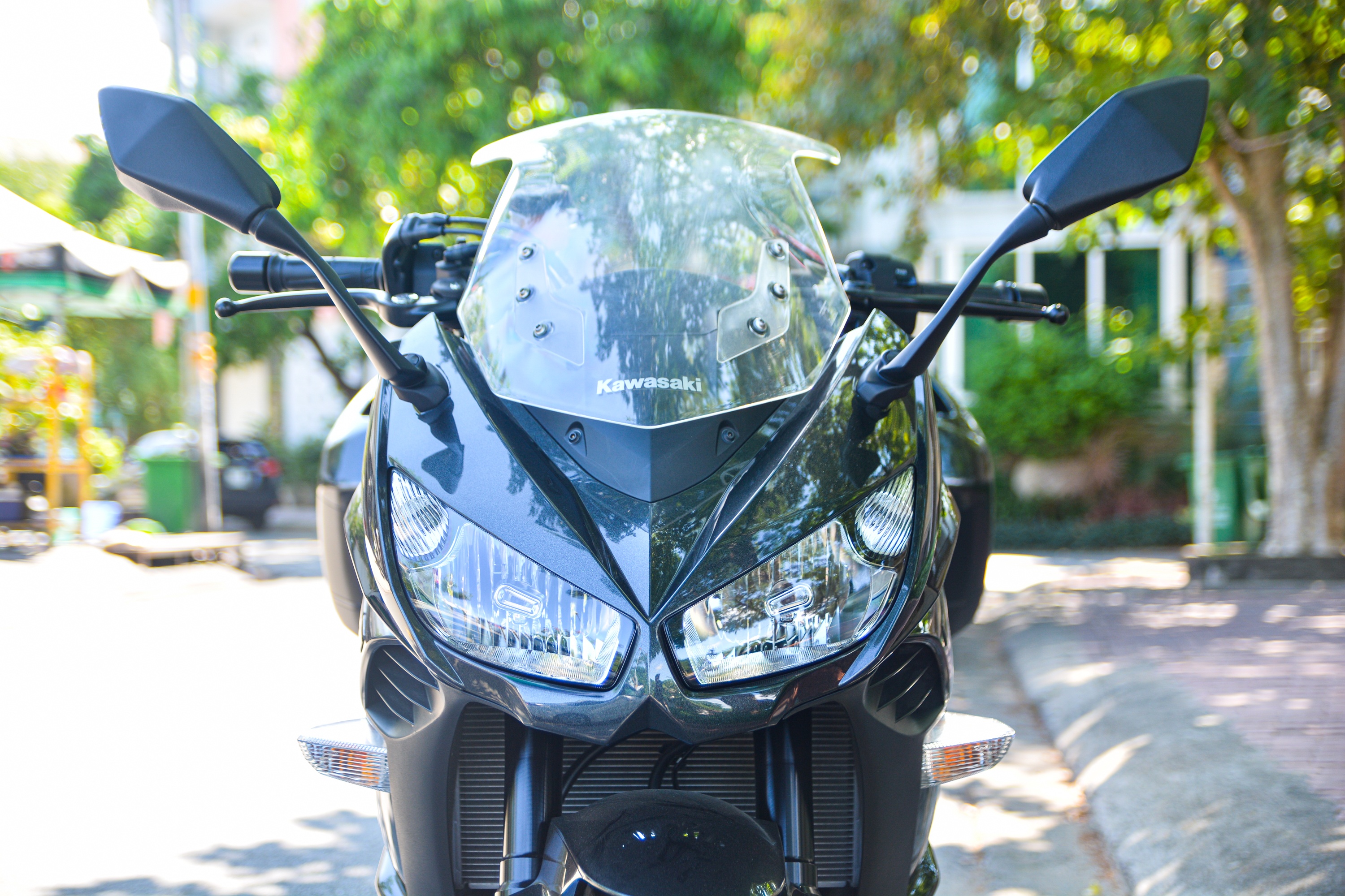 Kawasaki Z1000SX,  phien ban touring cua Z1000 gia 340 trieu anh 3