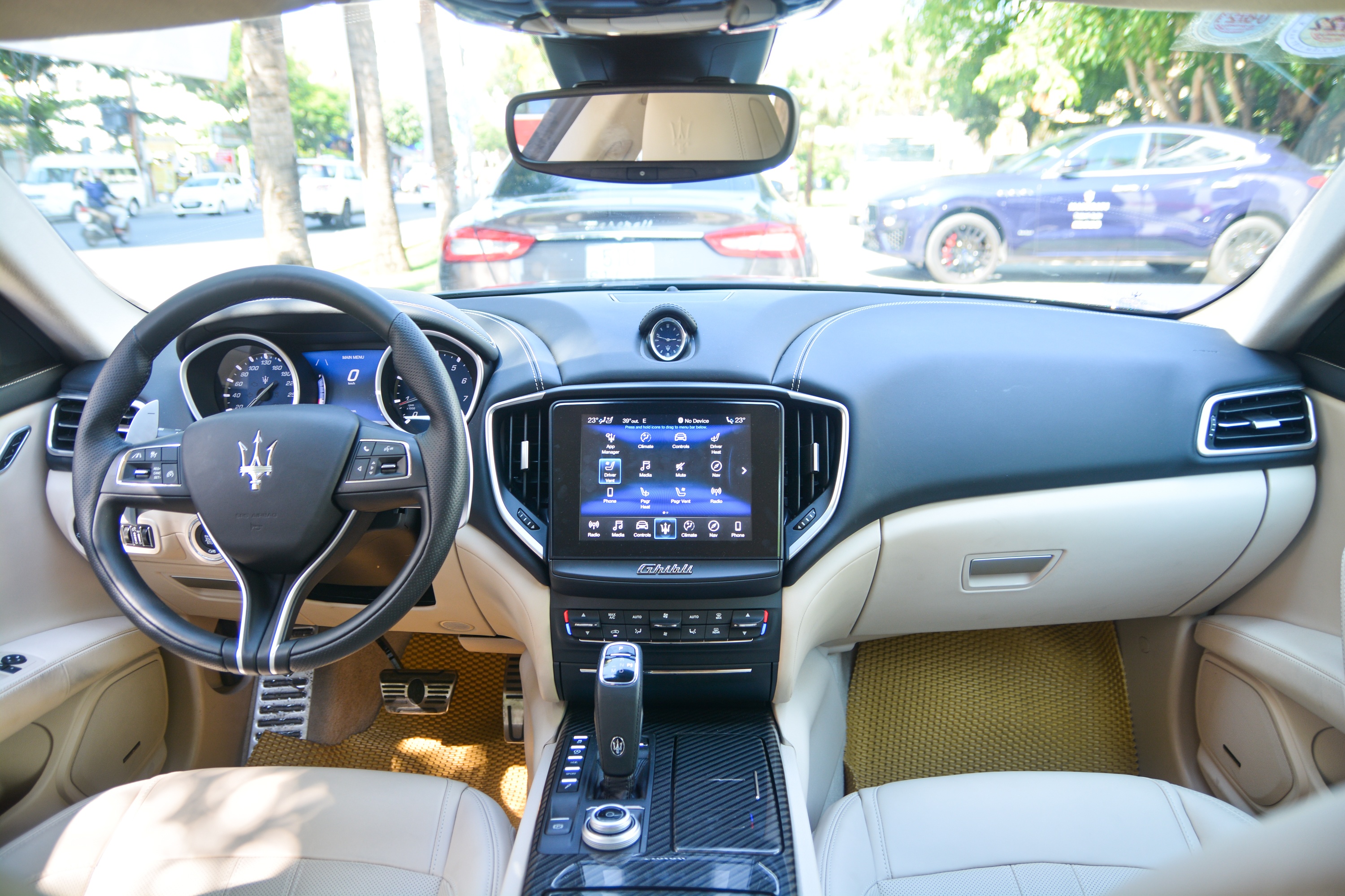 Chi tiet Maserati Ghibli o VN - sedan manh 350 ma luc,  gia tu 5, 69 ty anh 6