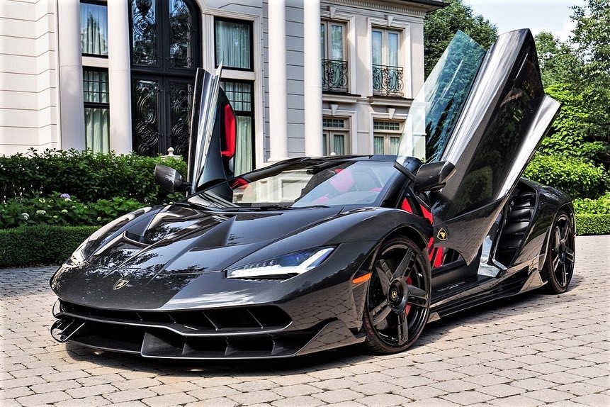 Hang hiem Lamborghini Centenario Roadster 2017 rao ban gia trieu USD hinh anh
