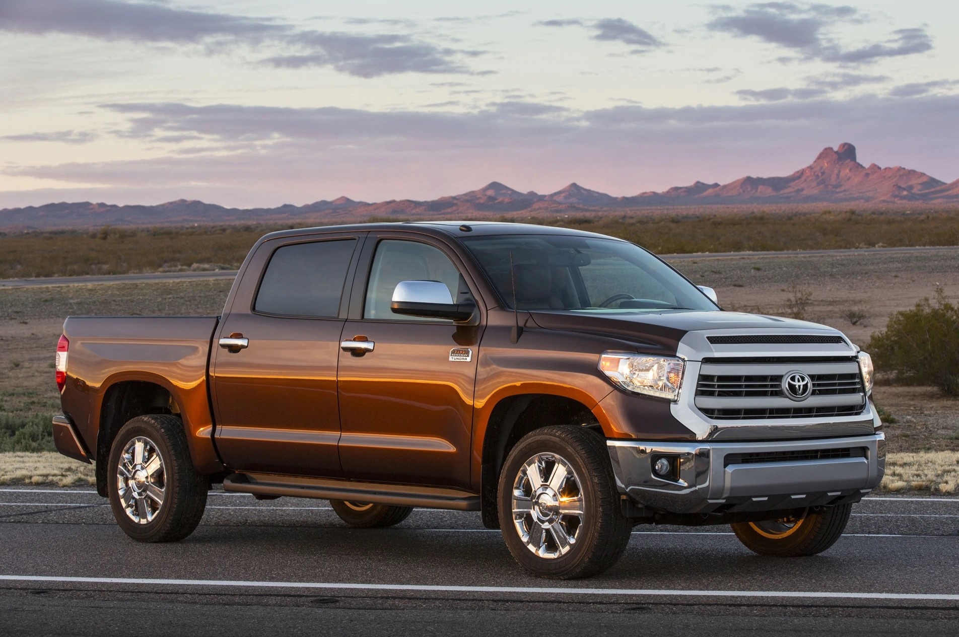 6 mau xe ban tai nhanh nhat hanh tinh anh 5